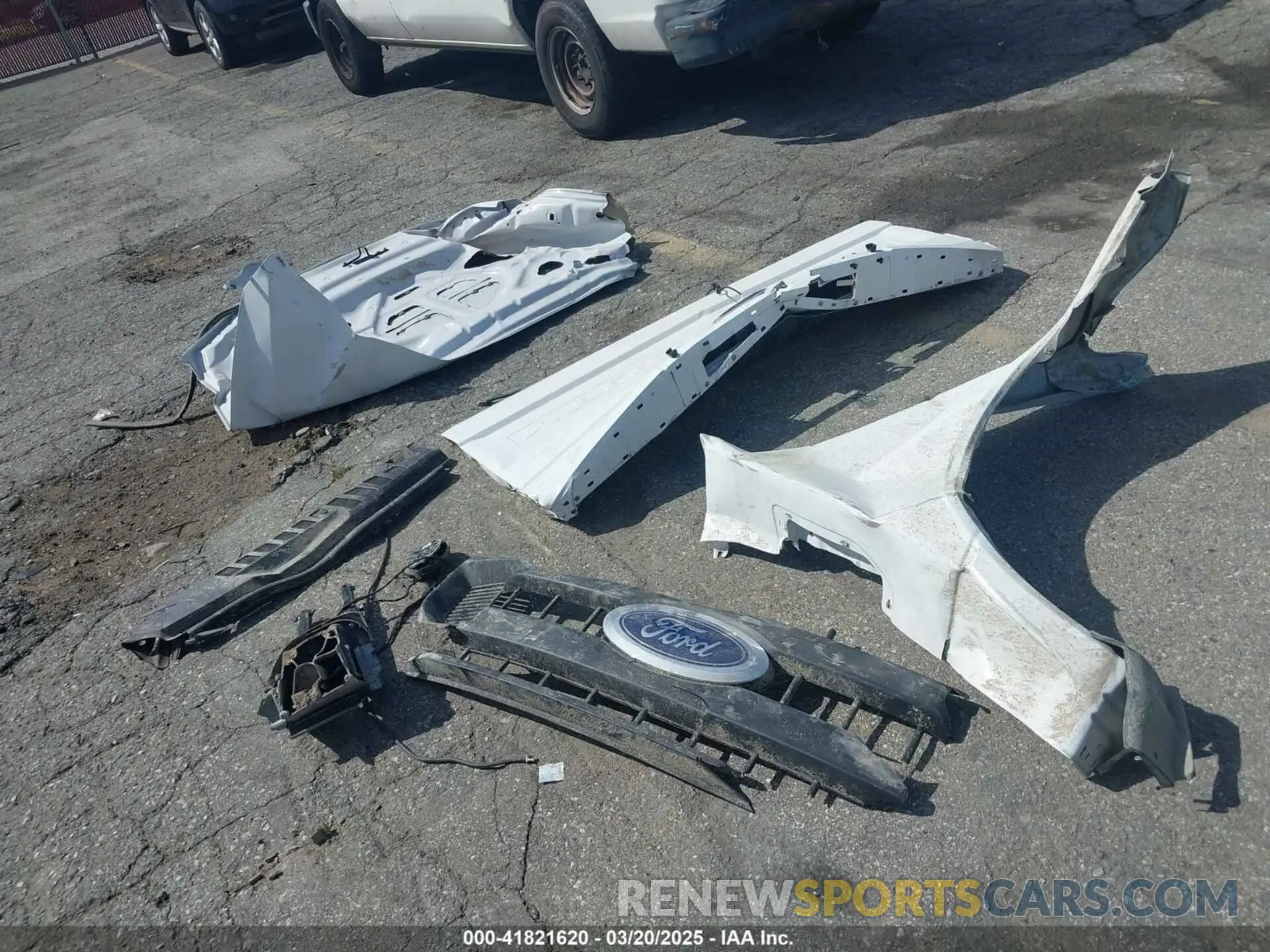 12 Photograph of a damaged car 1FT7W2B63NEE52898 FORD F-250 2022