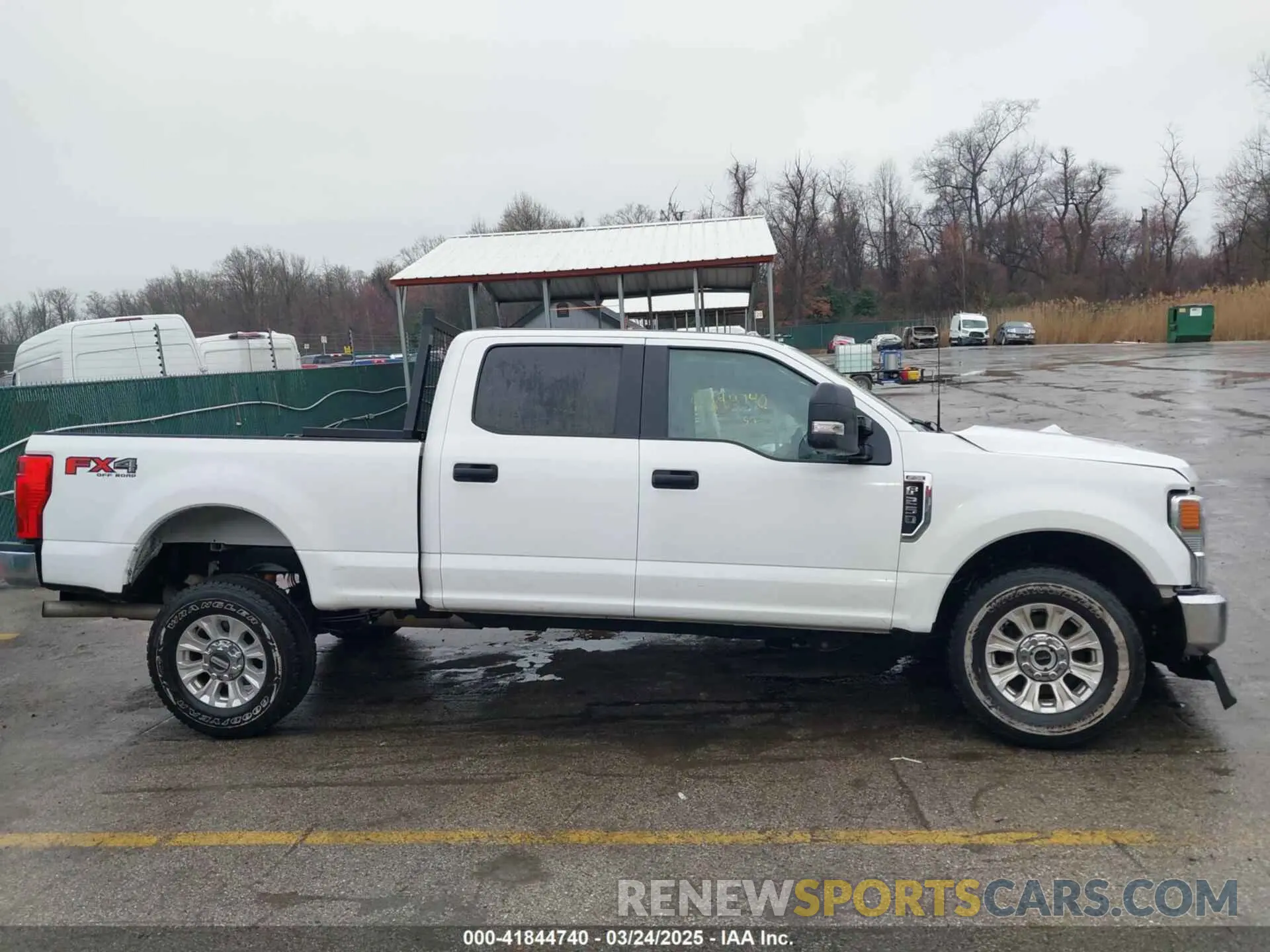 14 Photograph of a damaged car 1FT7W2B65NEF76378 FORD F-250 2022