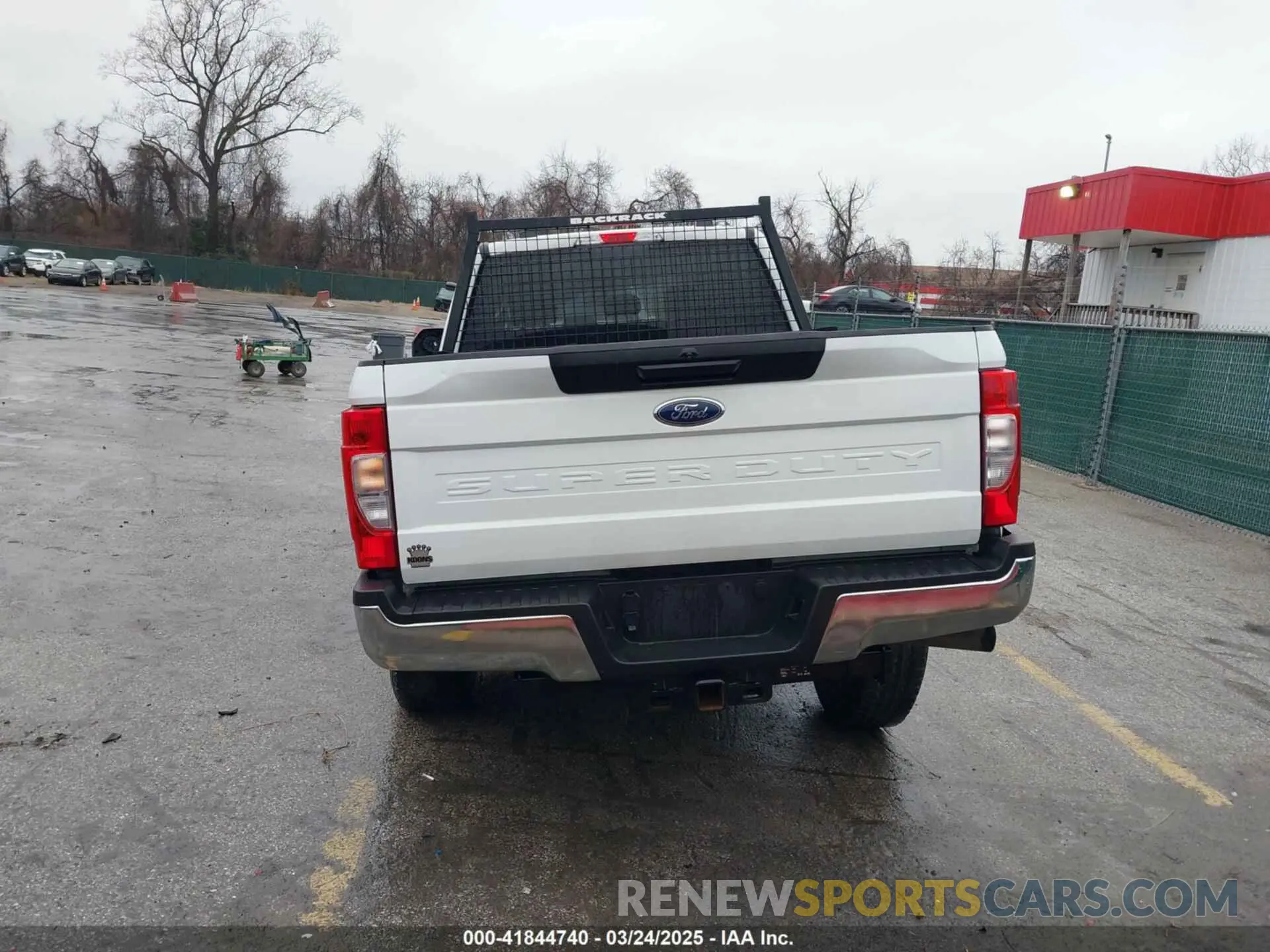17 Photograph of a damaged car 1FT7W2B65NEF76378 FORD F-250 2022