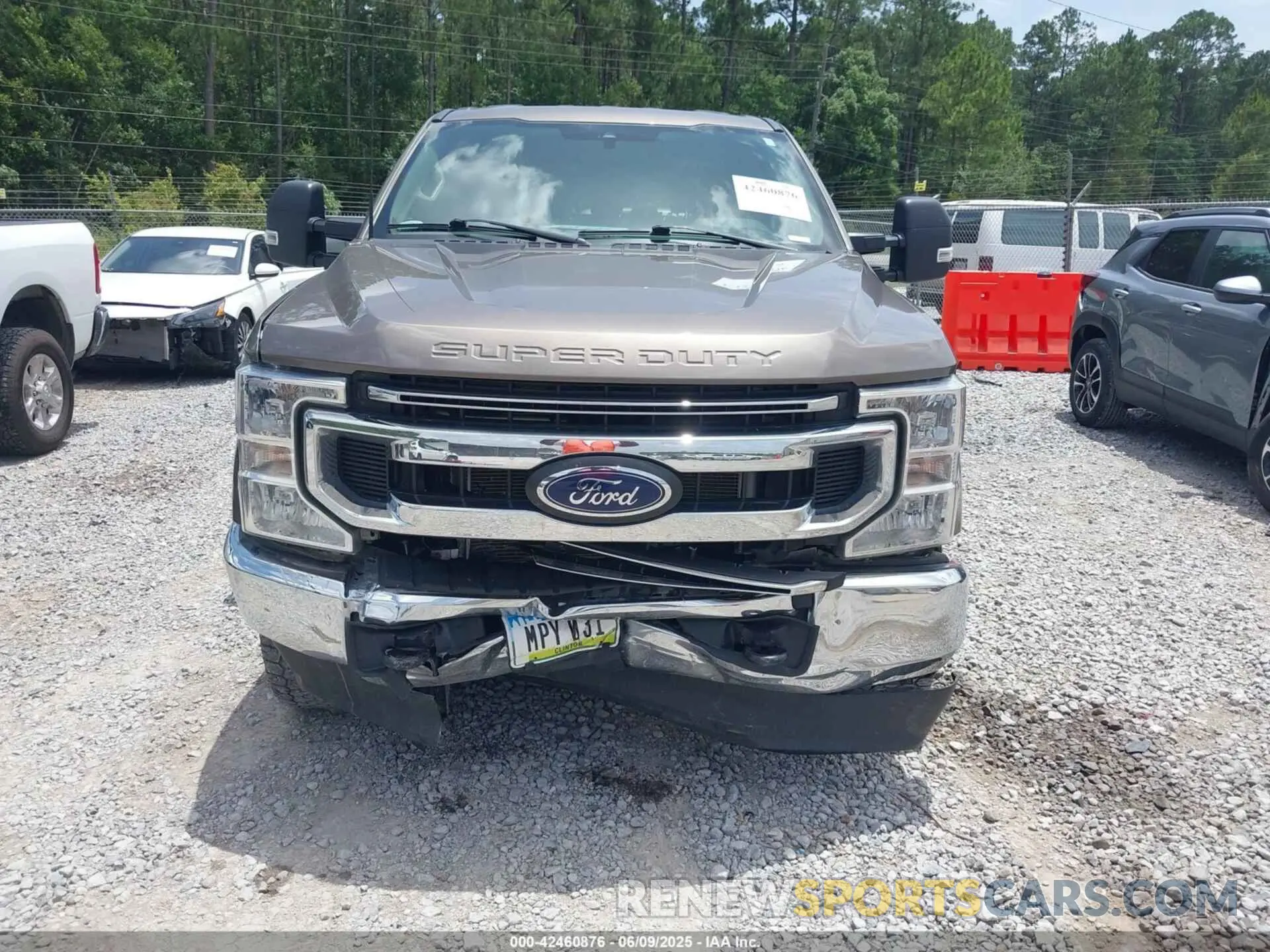 12 Photograph of a damaged car 1FT7W2B65NEG36112 FORD F-250 2022