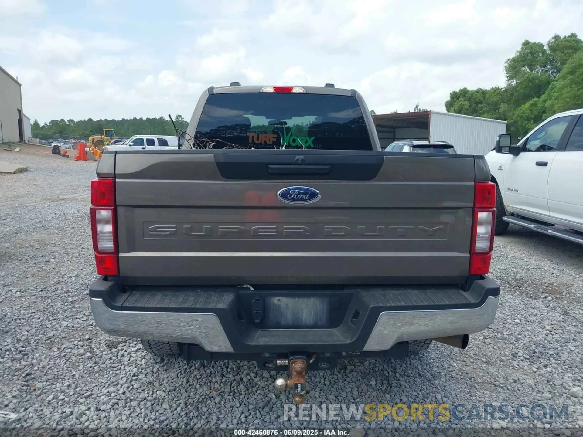 16 Photograph of a damaged car 1FT7W2B65NEG36112 FORD F-250 2022