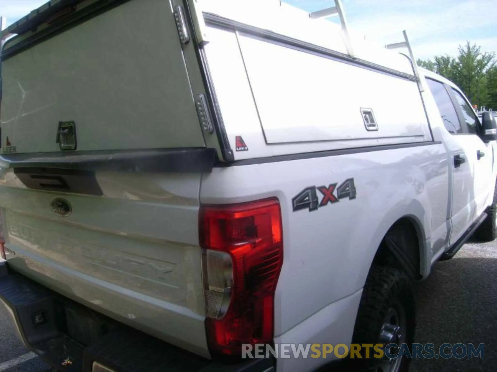 5 Photograph of a damaged car 1FT7W2B66NEF19199 FORD F-250 2022