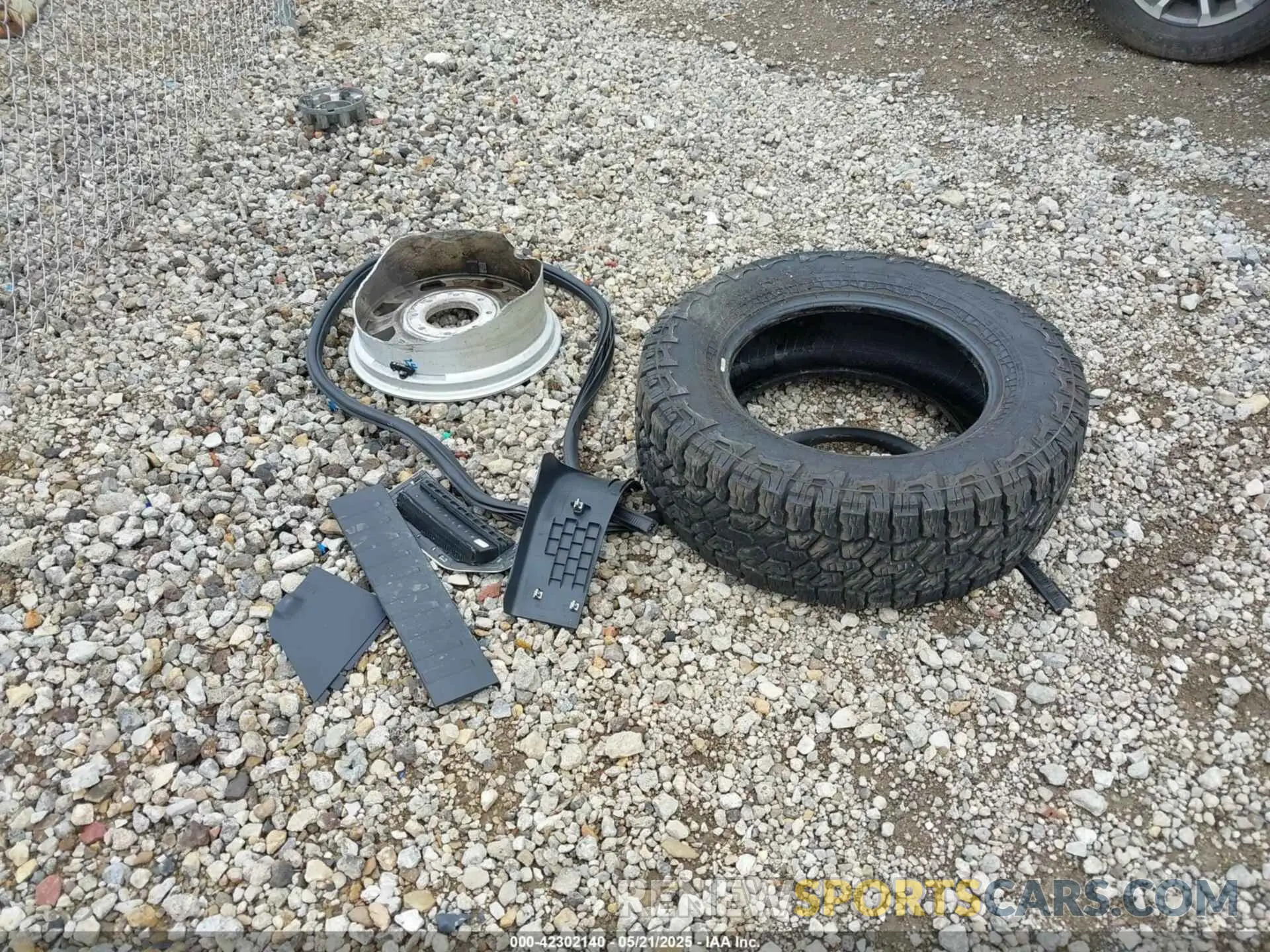 12 Photograph of a damaged car 1FT7W2B67NEC67785 FORD F-250 2022