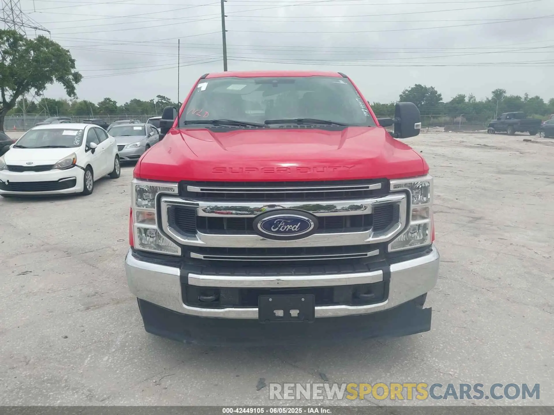 12 Photograph of a damaged car 1FT7W2B67NEF98026 FORD F-250 2022