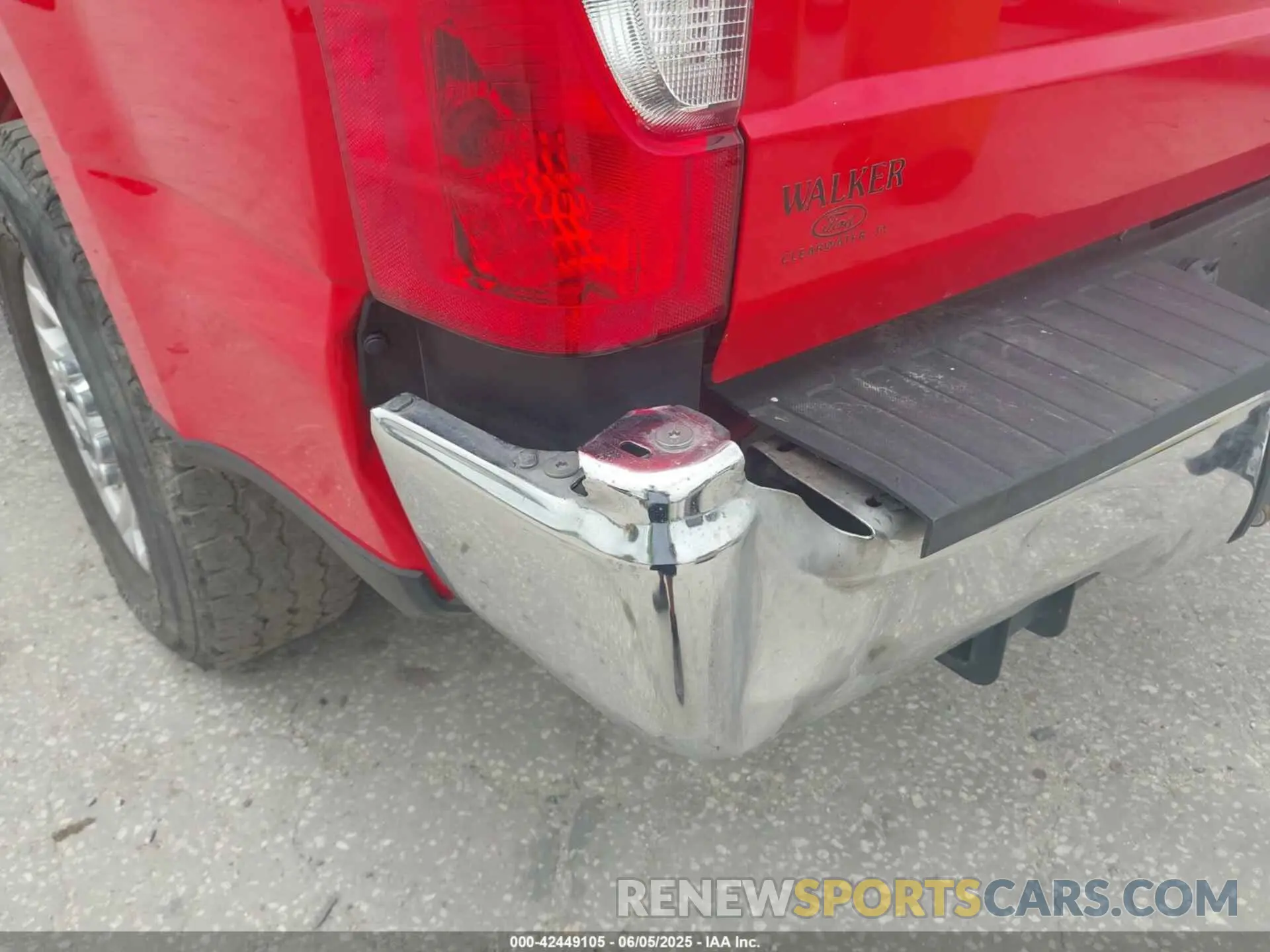 17 Photograph of a damaged car 1FT7W2B67NEF98026 FORD F-250 2022