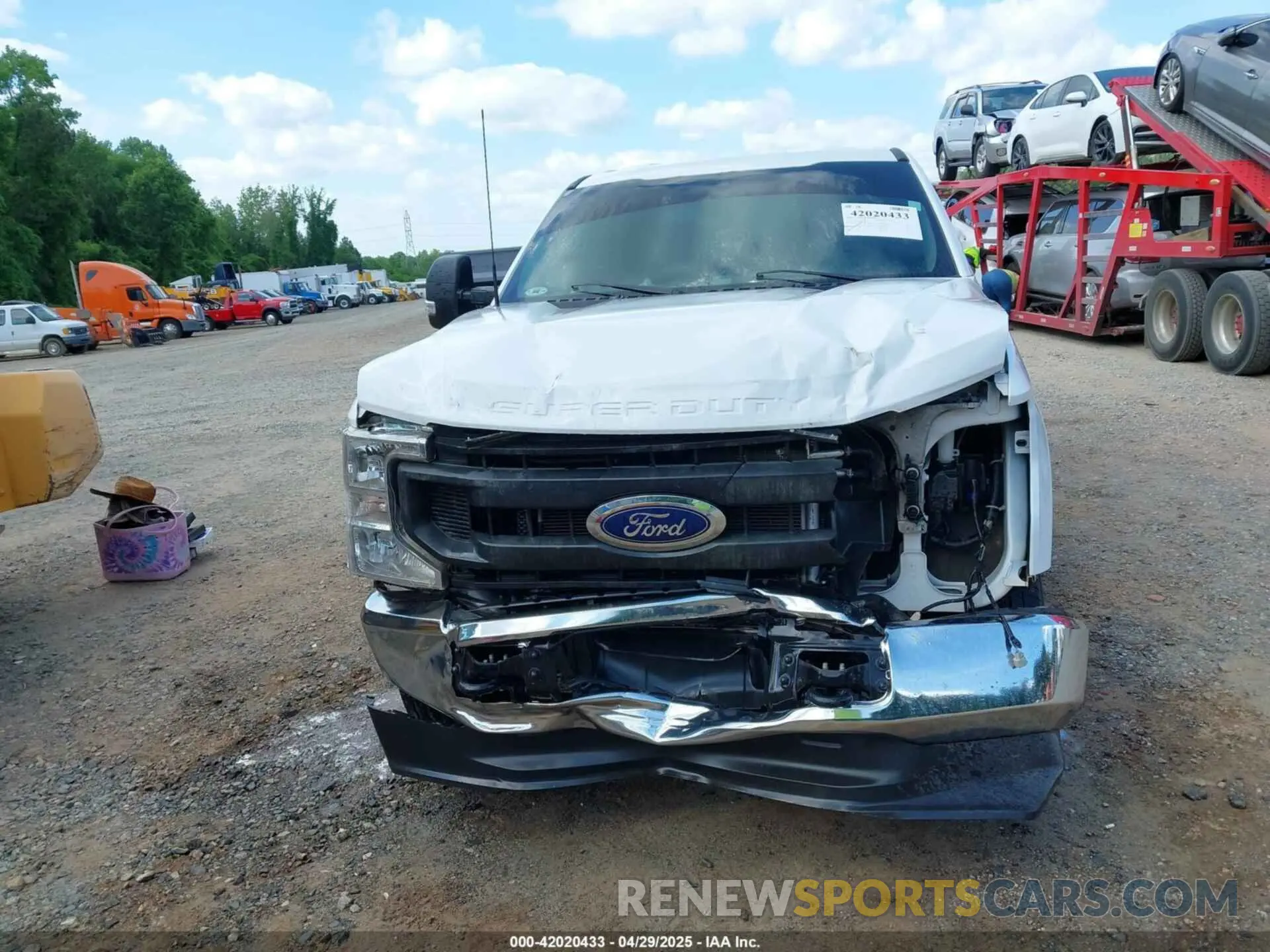13 Photograph of a damaged car 1FT7W2B68NEF97337 FORD F-250 2022
