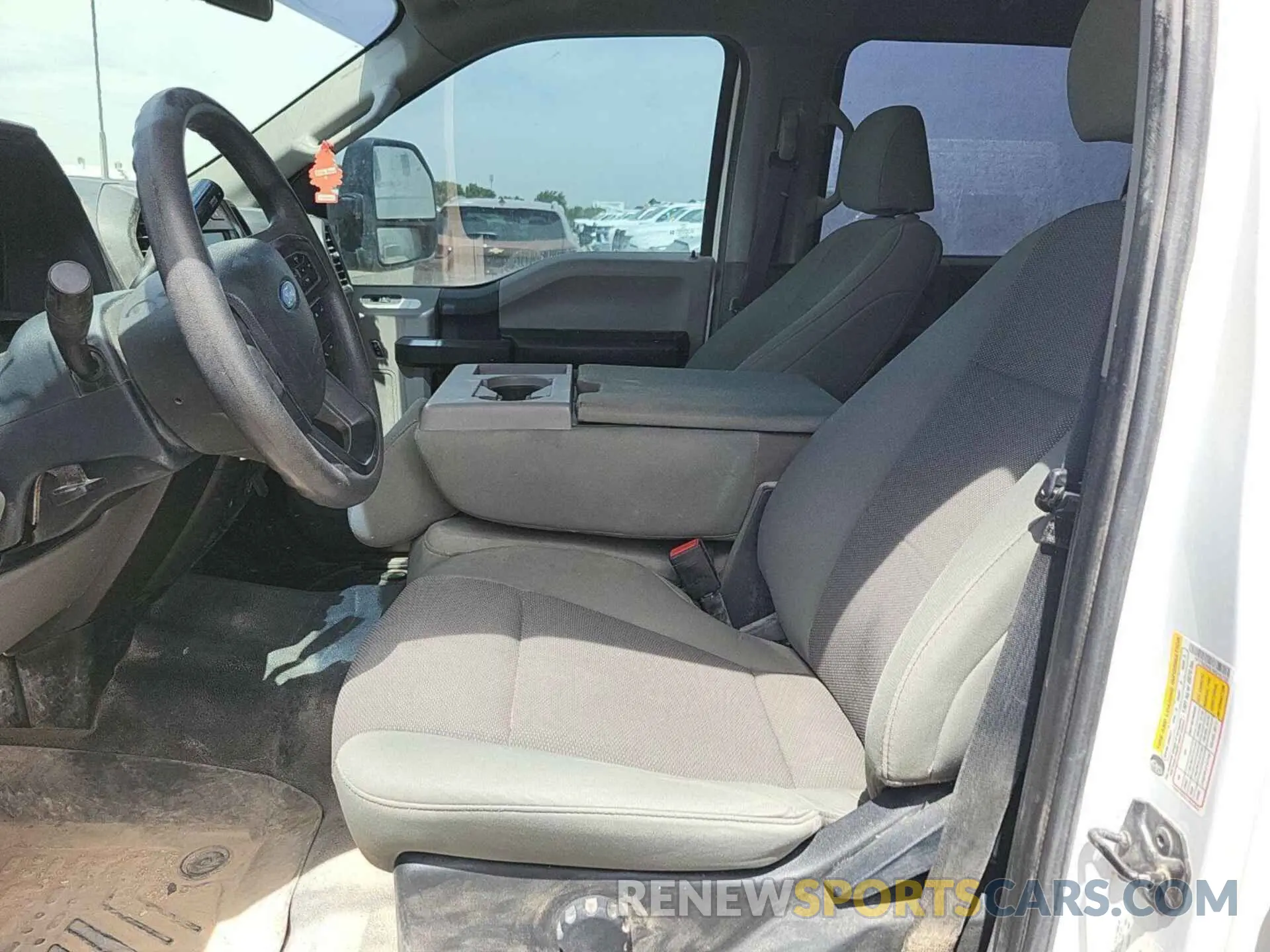 6 Photograph of a damaged car 1FT7W2BN1NED45730 FORD F-250 2022
