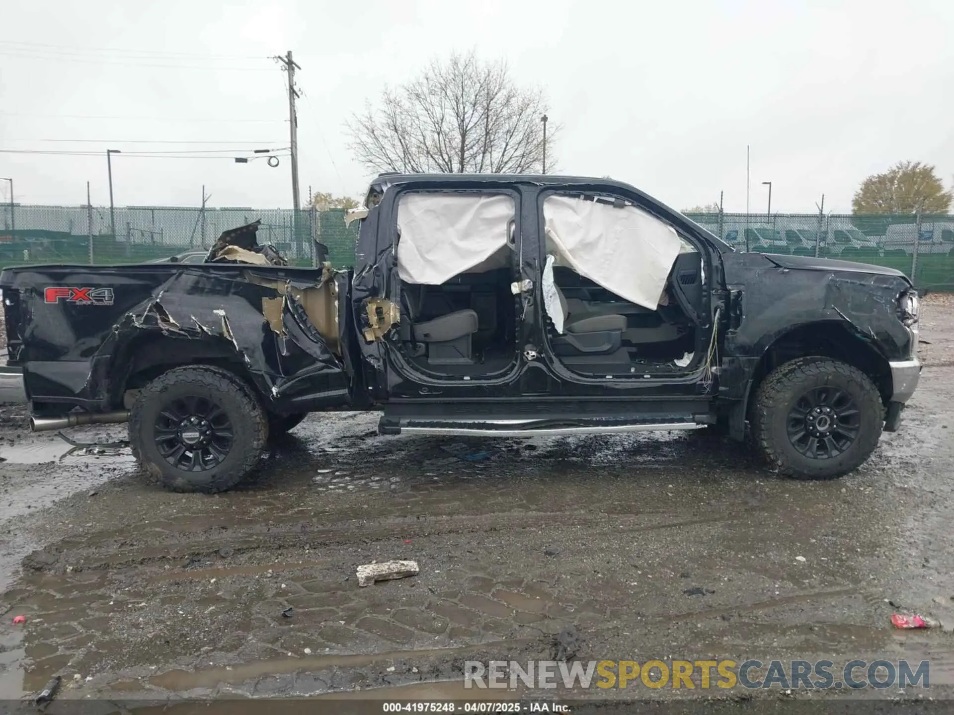 12 Photograph of a damaged car 1FT7W2BN3NEF50675 FORD F-250 2022