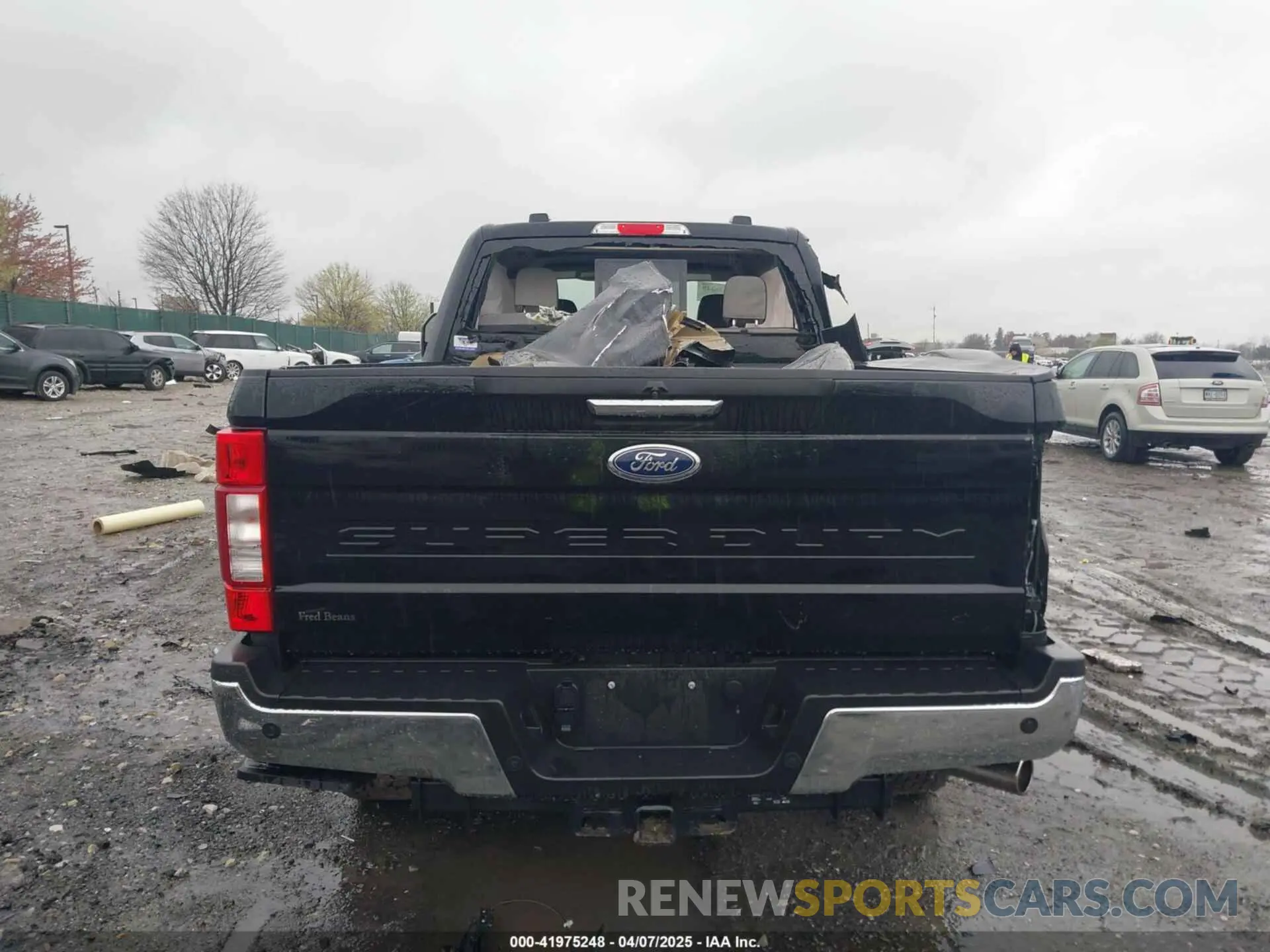 15 Photograph of a damaged car 1FT7W2BN3NEF50675 FORD F-250 2022