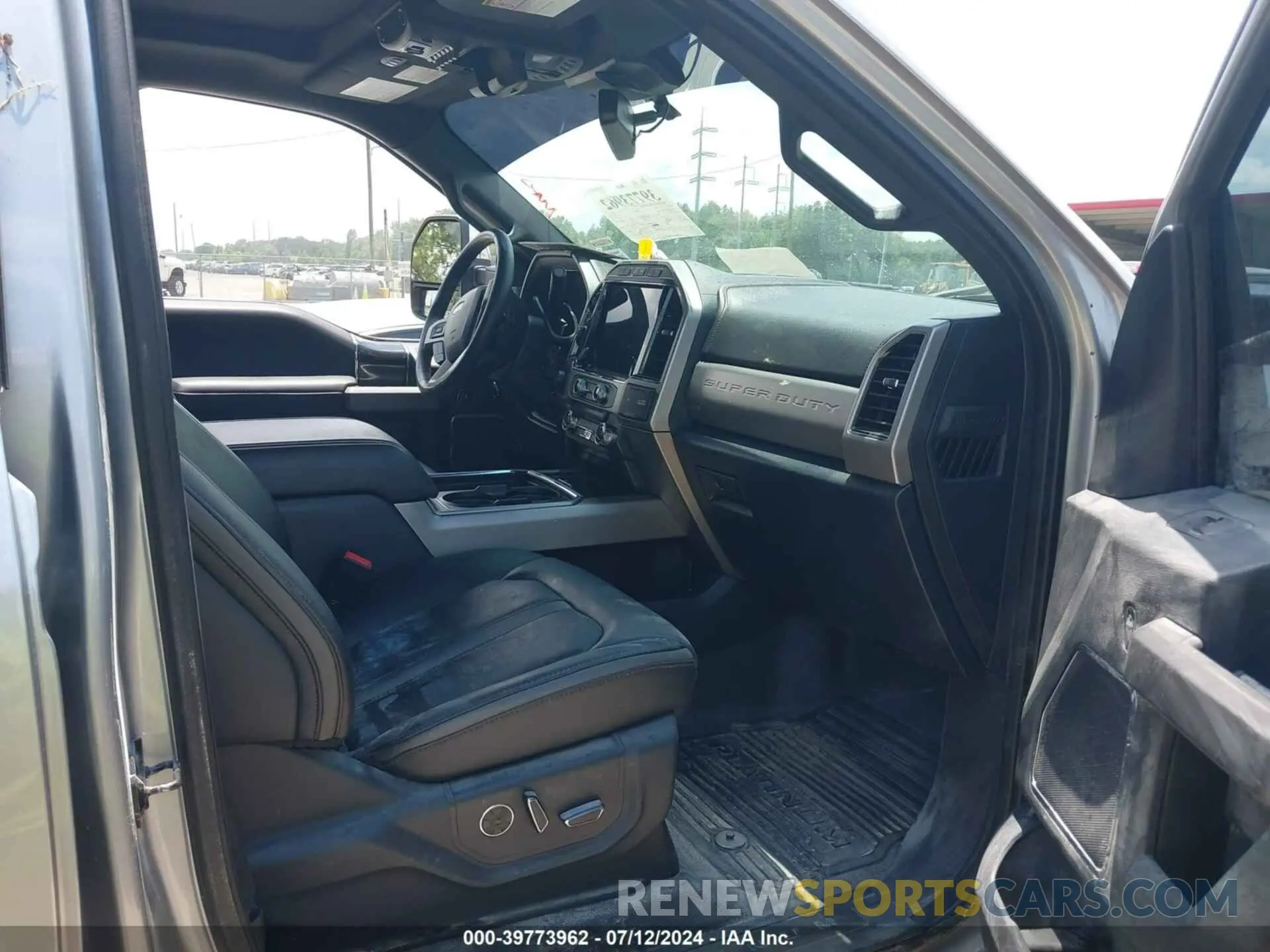 5 Photograph of a damaged car 1FT7W2BT0NED29288 FORD F-250 2022