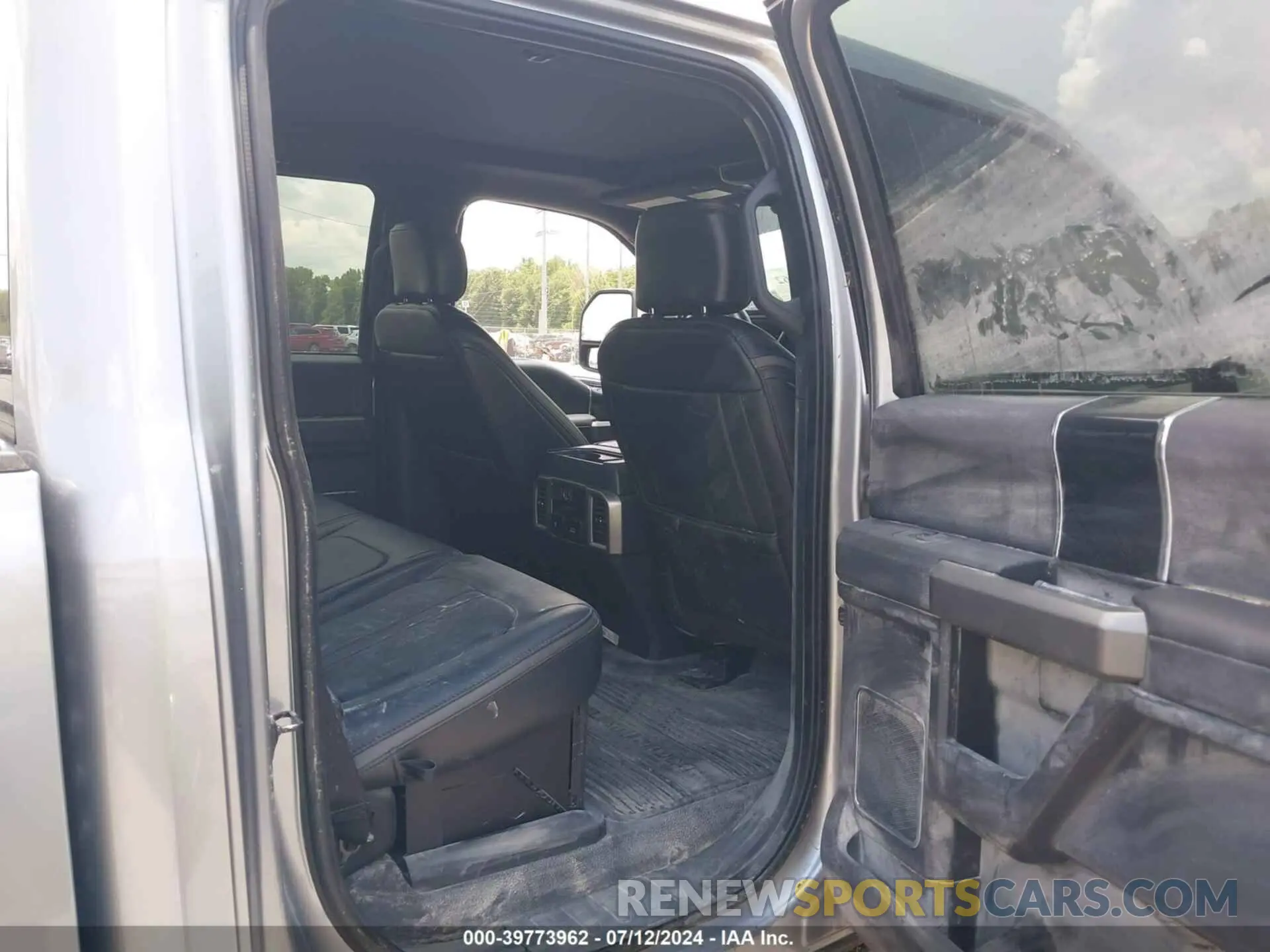 7 Photograph of a damaged car 1FT7W2BT0NED29288 FORD F-250 2022