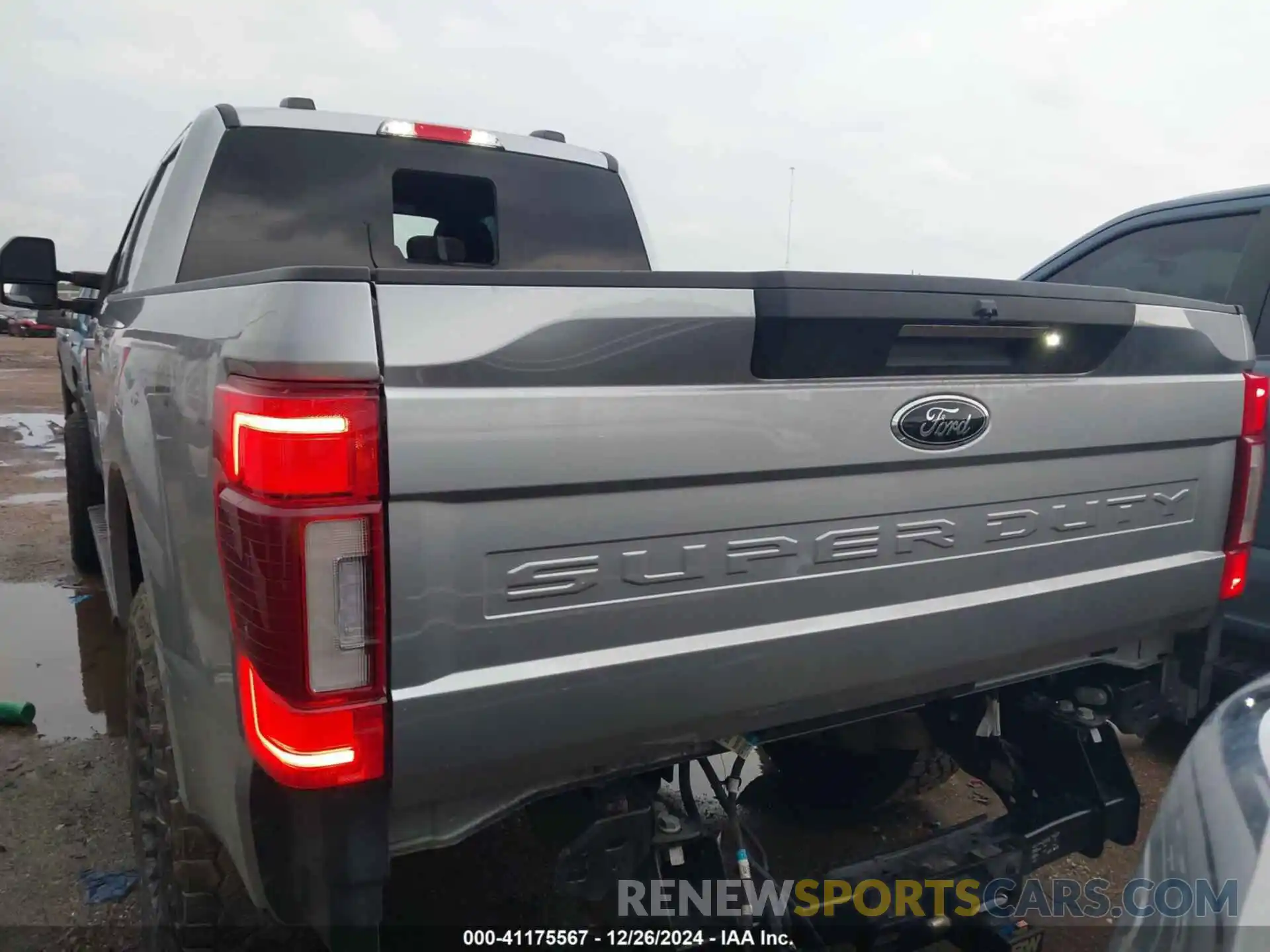 16 Photograph of a damaged car 1FT7W2BT0NEF79310 FORD F-250 2022