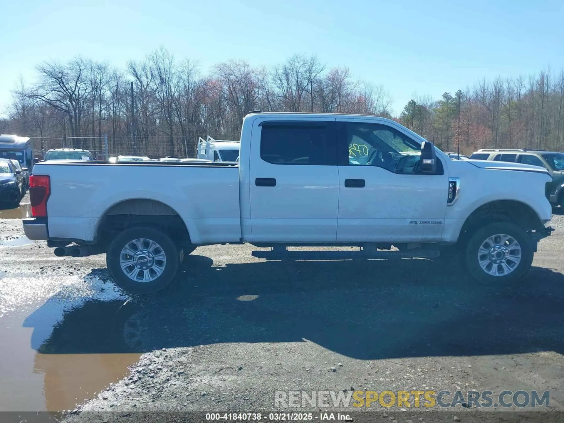 13 Photograph of a damaged car 1FT7W2BT1NEG26750 FORD F-250 2022