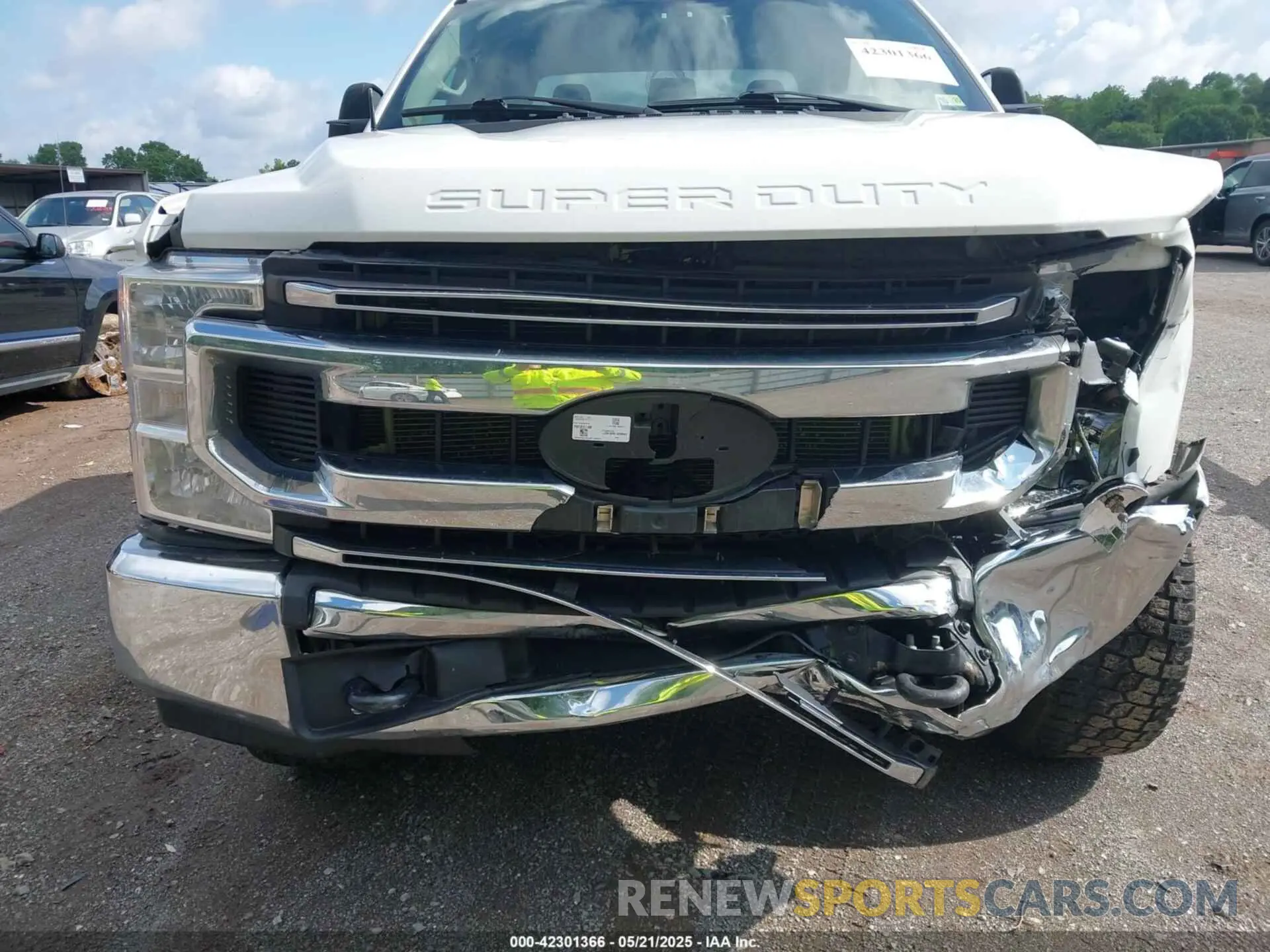 12 Photograph of a damaged car 1FT7W2BT2NEG43198 FORD F-250 2022