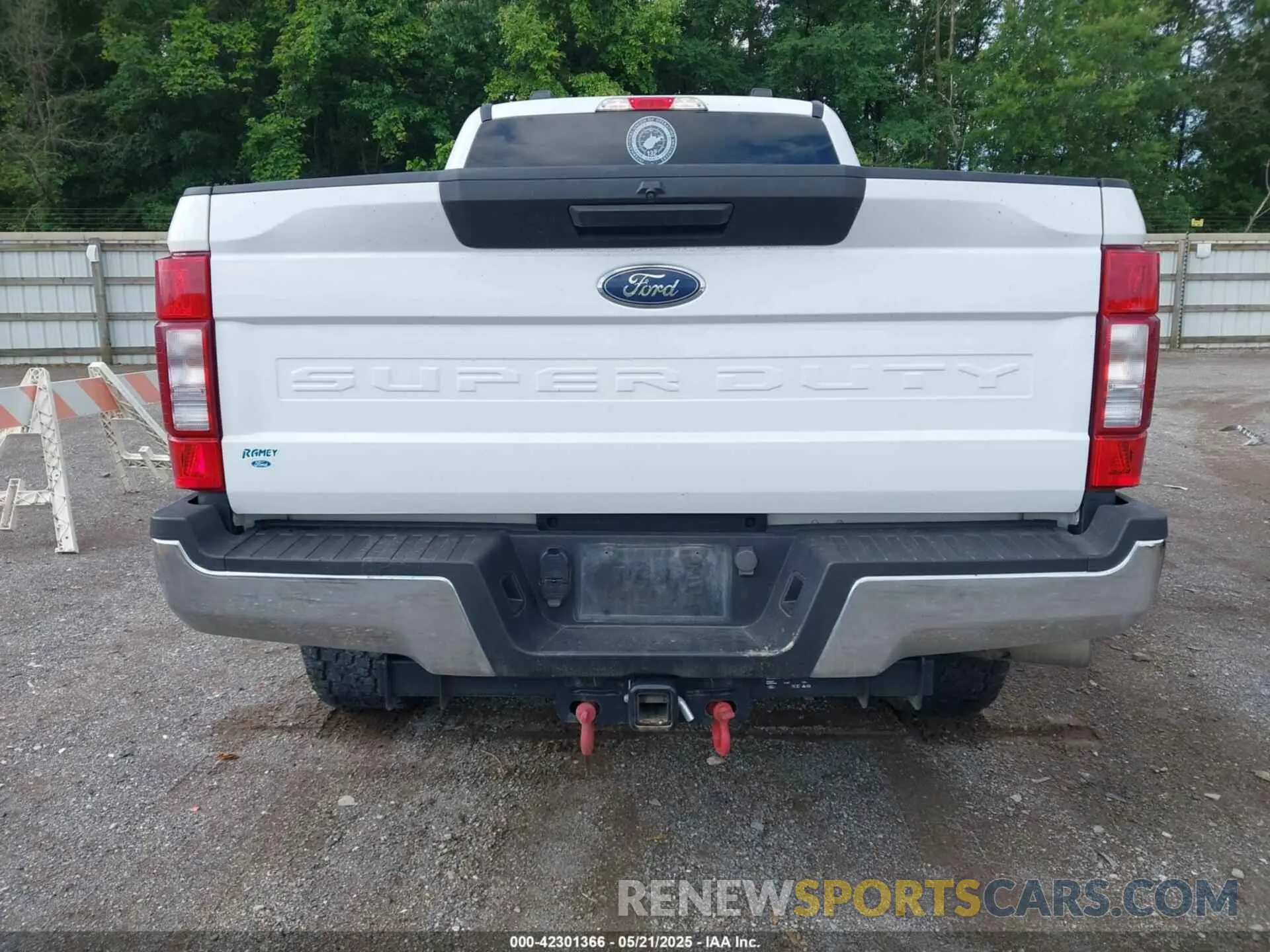 16 Photograph of a damaged car 1FT7W2BT2NEG43198 FORD F-250 2022