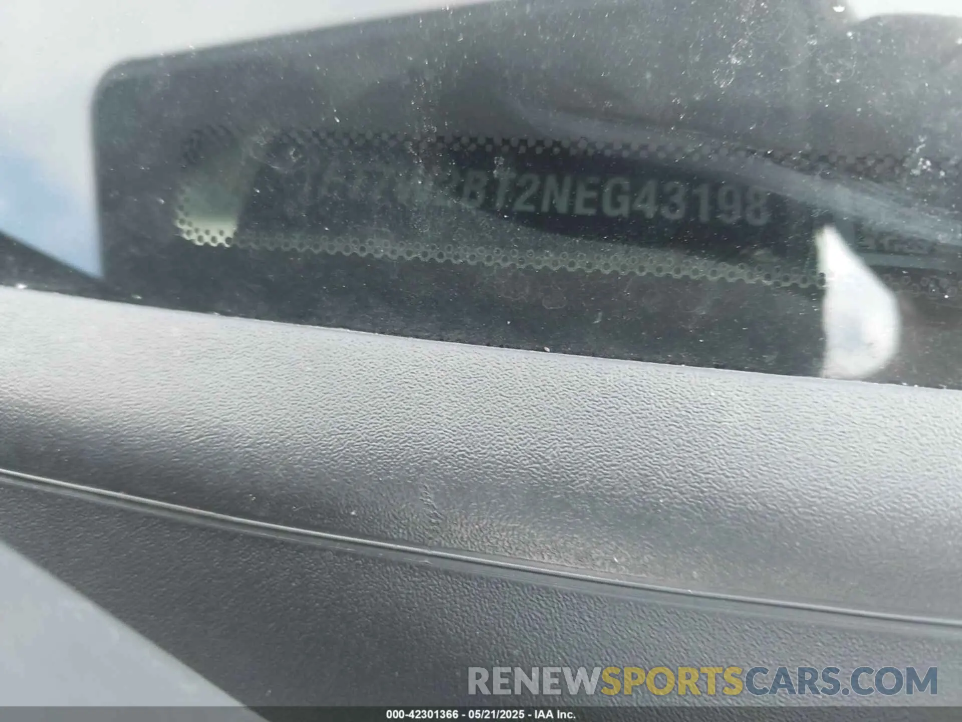 9 Photograph of a damaged car 1FT7W2BT2NEG43198 FORD F-250 2022