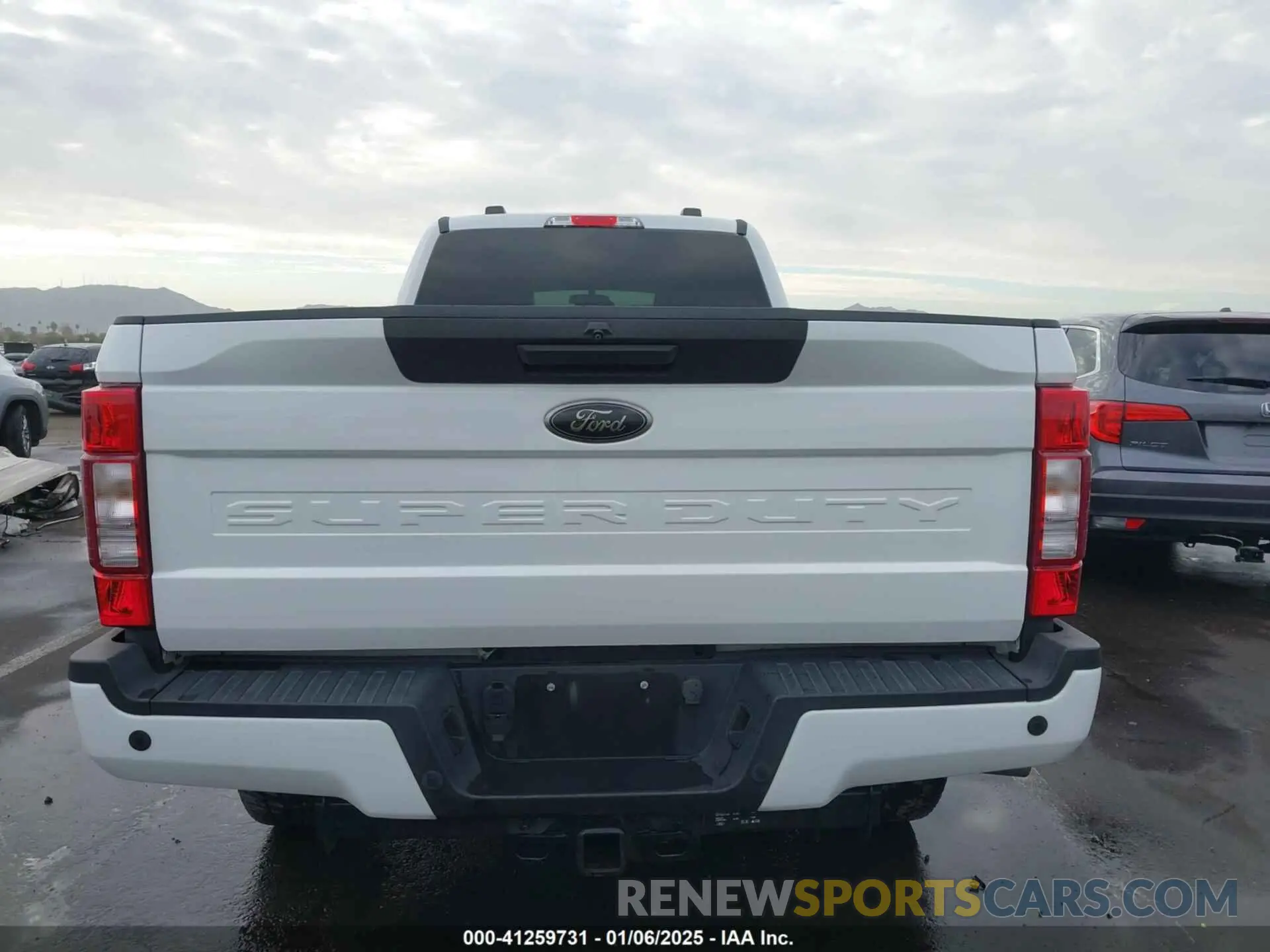 16 Photograph of a damaged car 1FT7W2BT3NEC88977 FORD F-250 2022