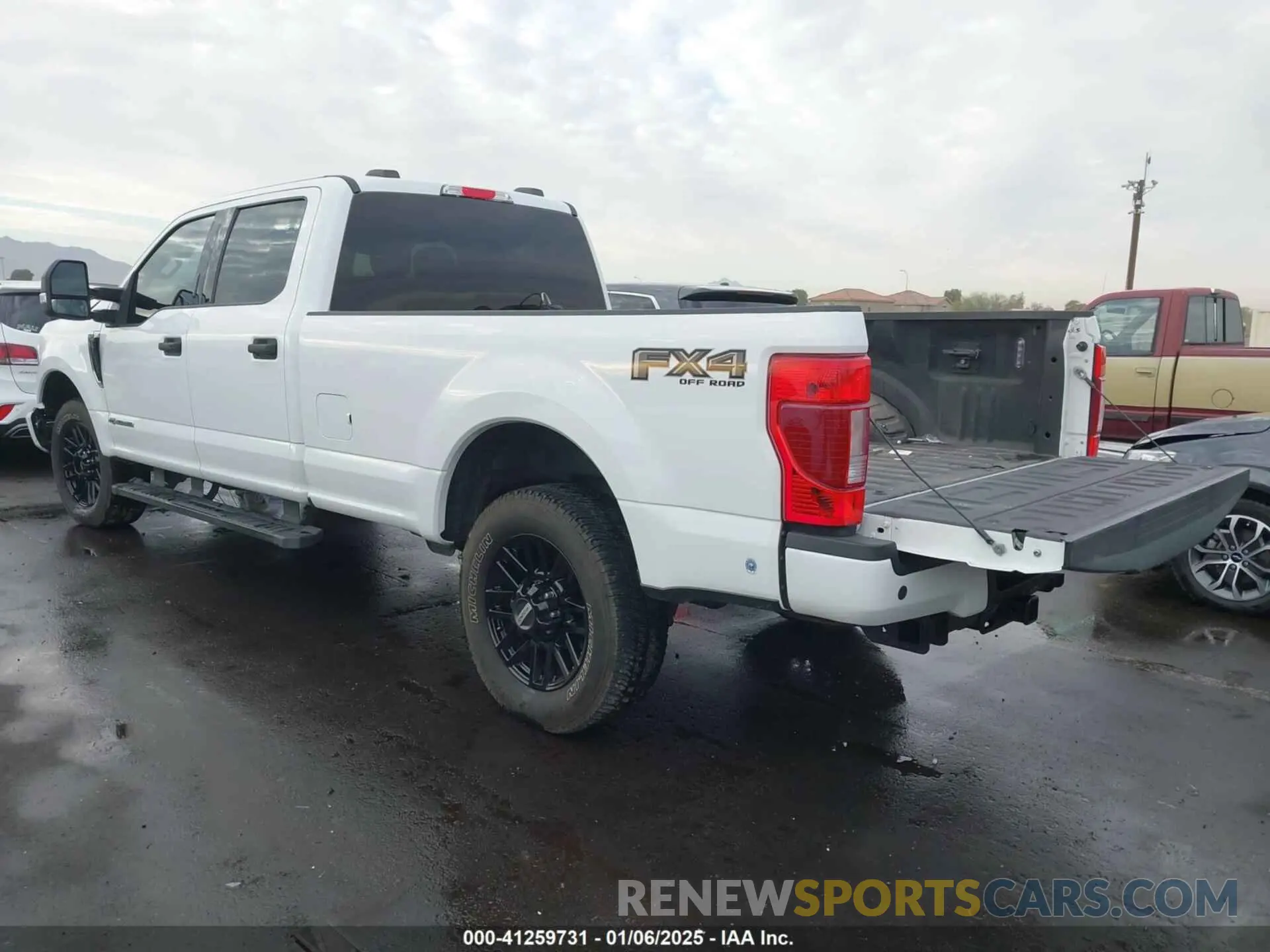 3 Photograph of a damaged car 1FT7W2BT3NEC88977 FORD F-250 2022