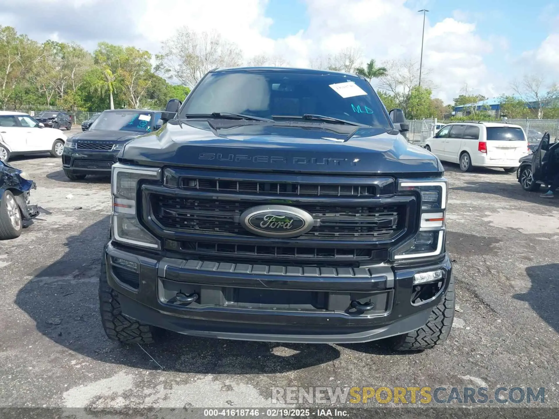 12 Photograph of a damaged car 1FT7W2BT3NED29611 FORD F-250 2022