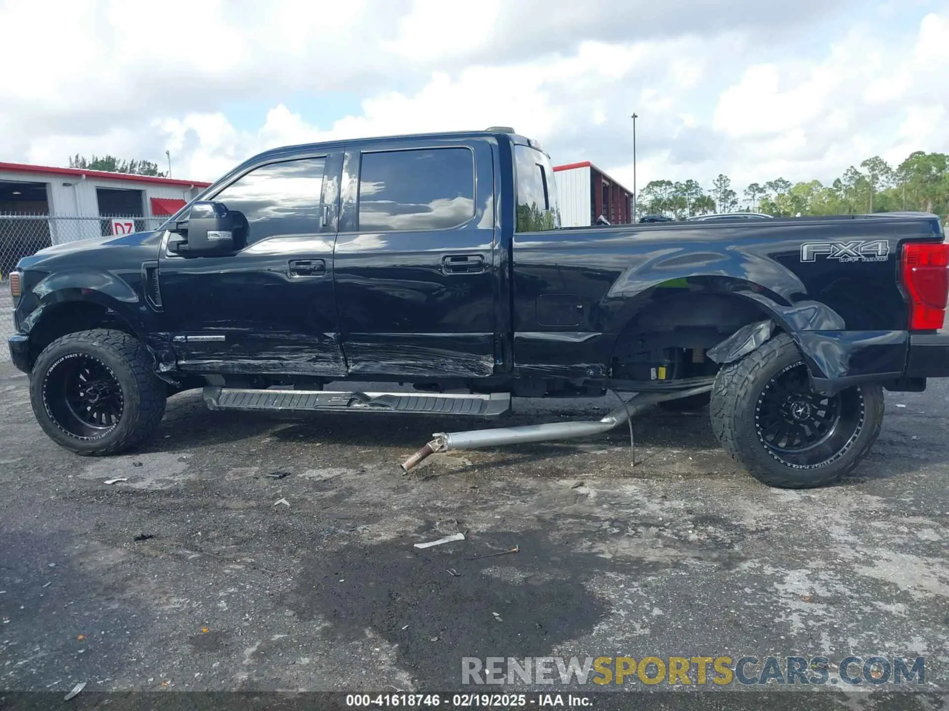 14 Photograph of a damaged car 1FT7W2BT3NED29611 FORD F-250 2022