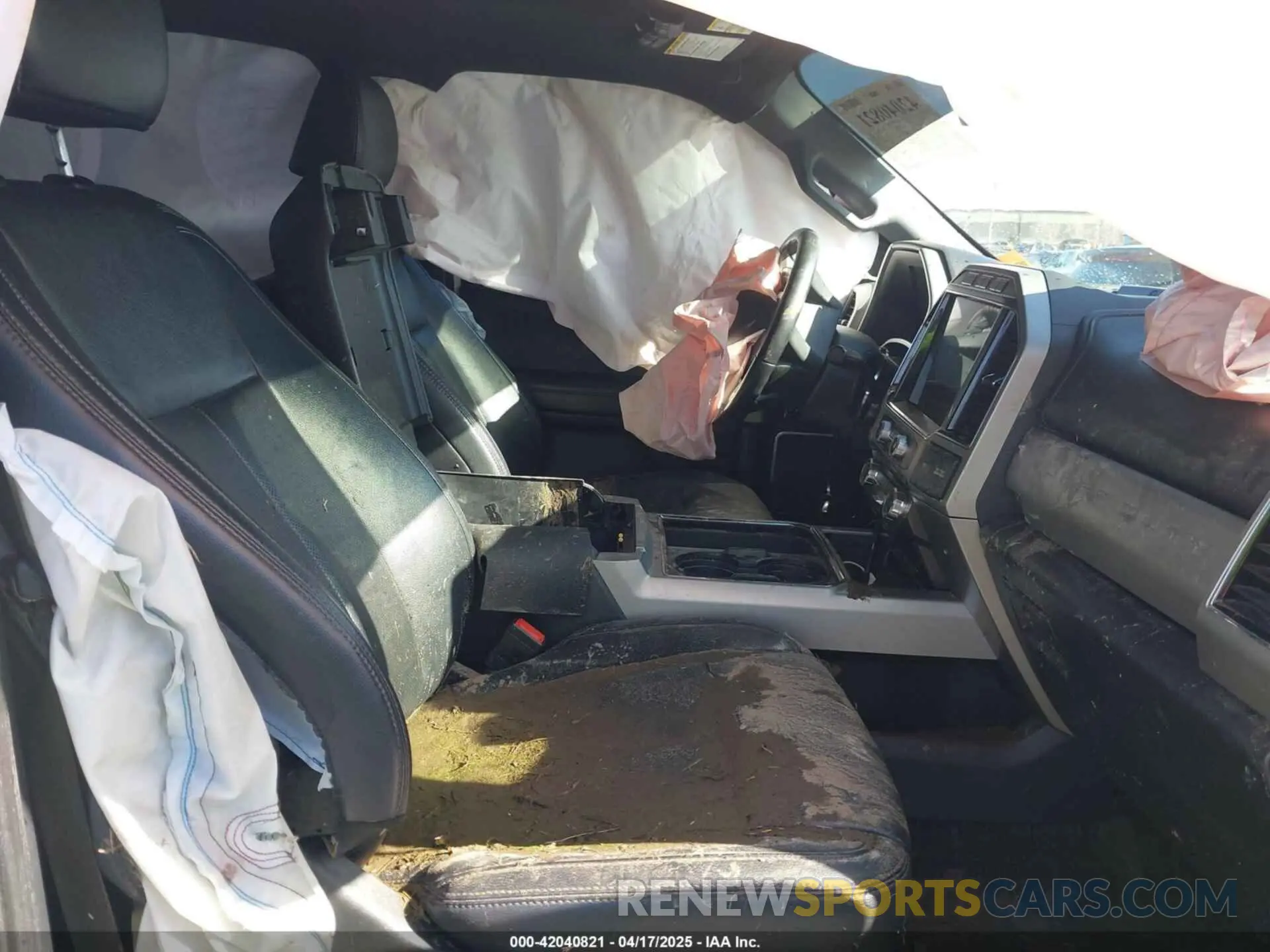 5 Photograph of a damaged car 1FT7W2BT3NEF54126 FORD F-250 2022