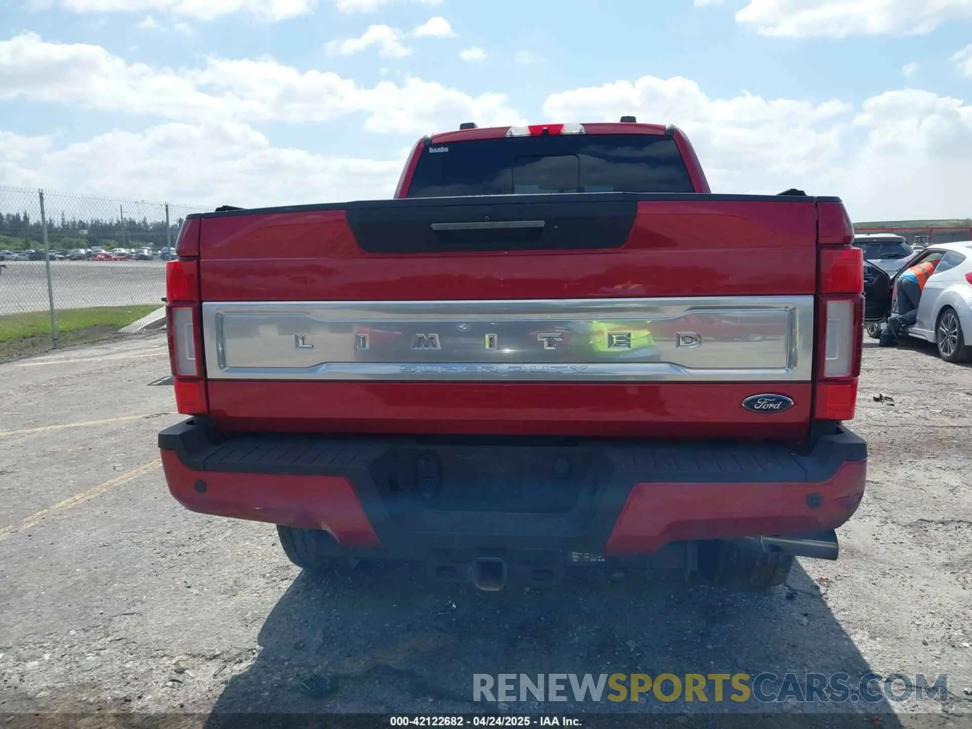 15 Photograph of a damaged car 1FT7W2BT4NEF02147 FORD F-250 2022