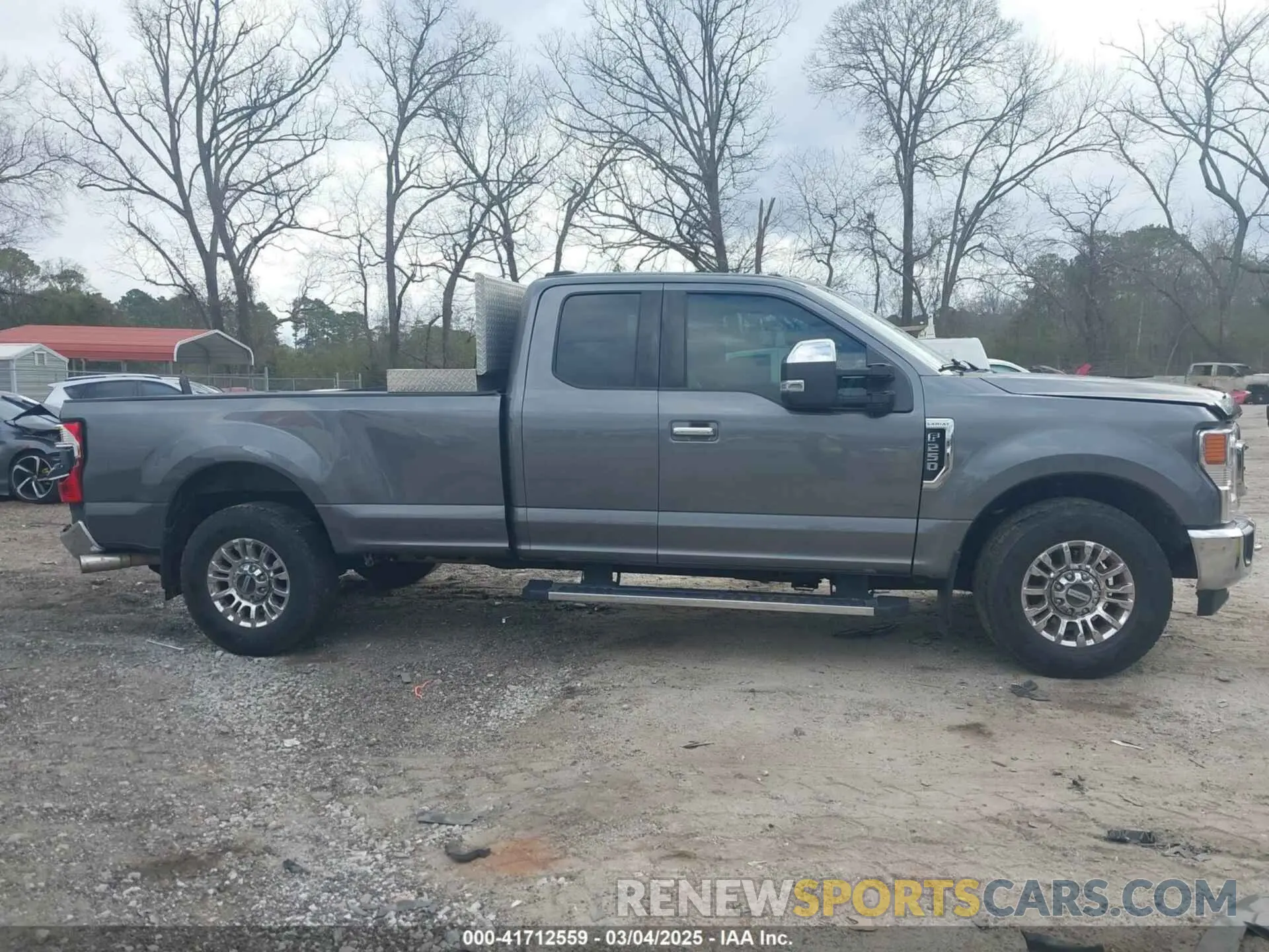 13 Photograph of a damaged car 1FT7X2A65NED82853 FORD F-250 2022