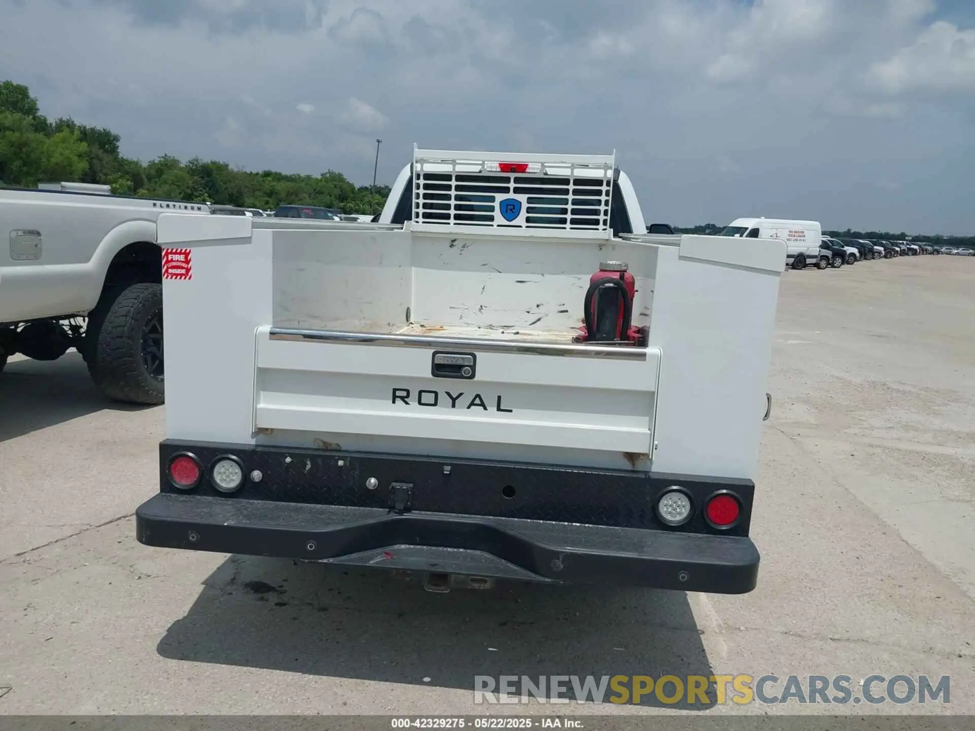 16 Photograph of a damaged car 1FT7X2B60NED00817 FORD F-250 2022