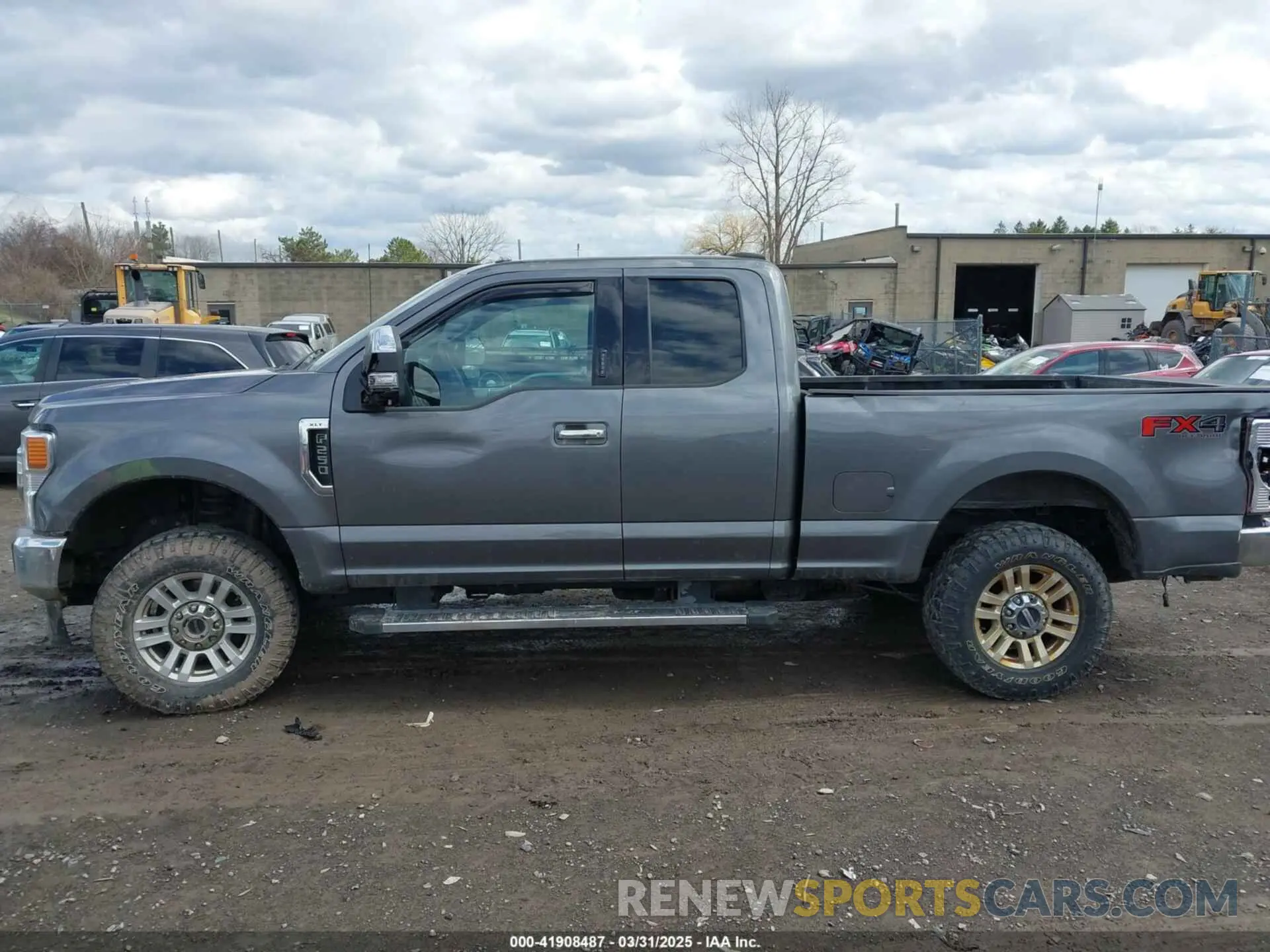 14 Photograph of a damaged car 1FT7X2B68NEC54413 FORD F-250 2022