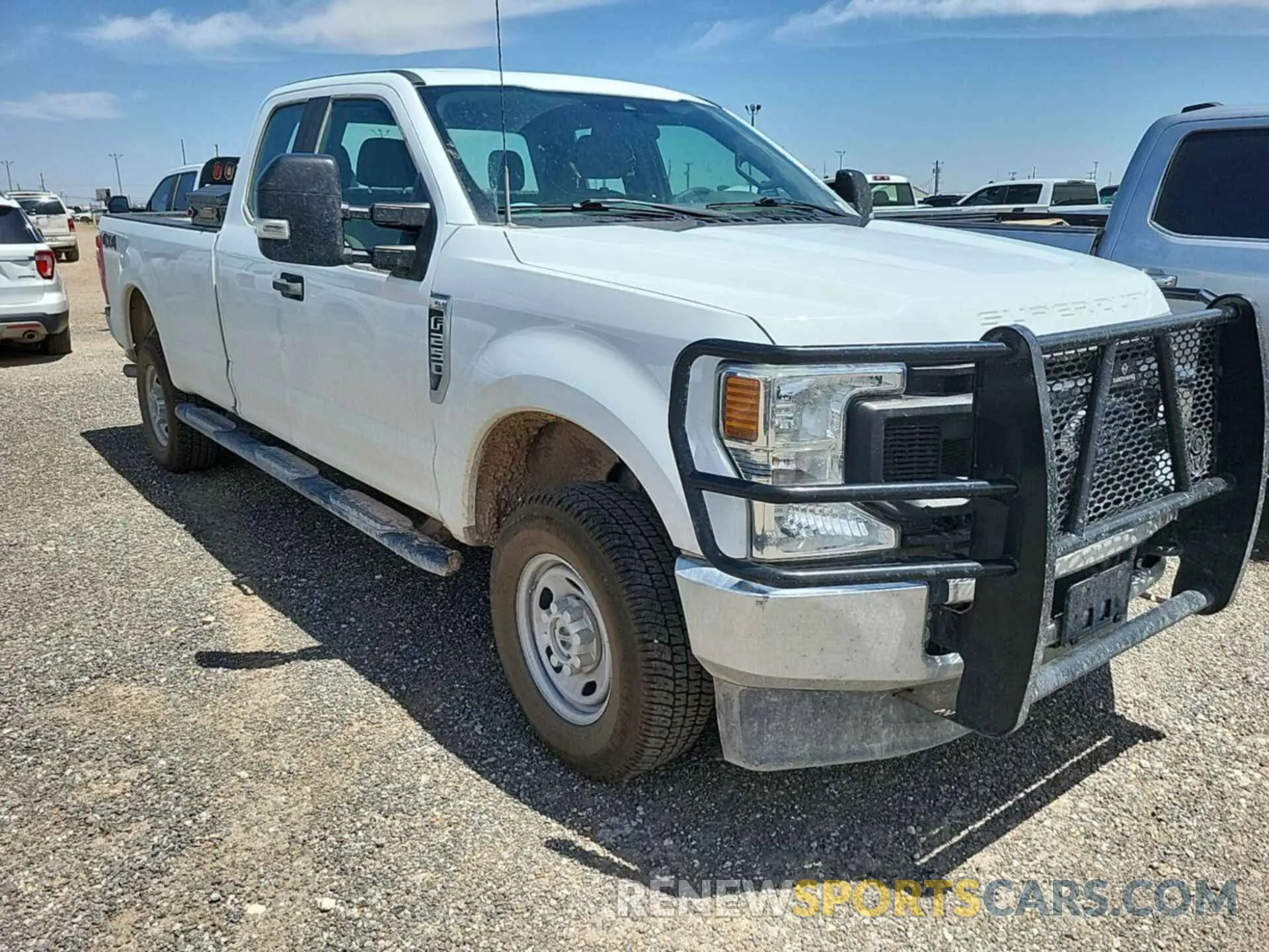 21 Photograph of a damaged car 1FT7X2B68NED04596 FORD F-250 2022