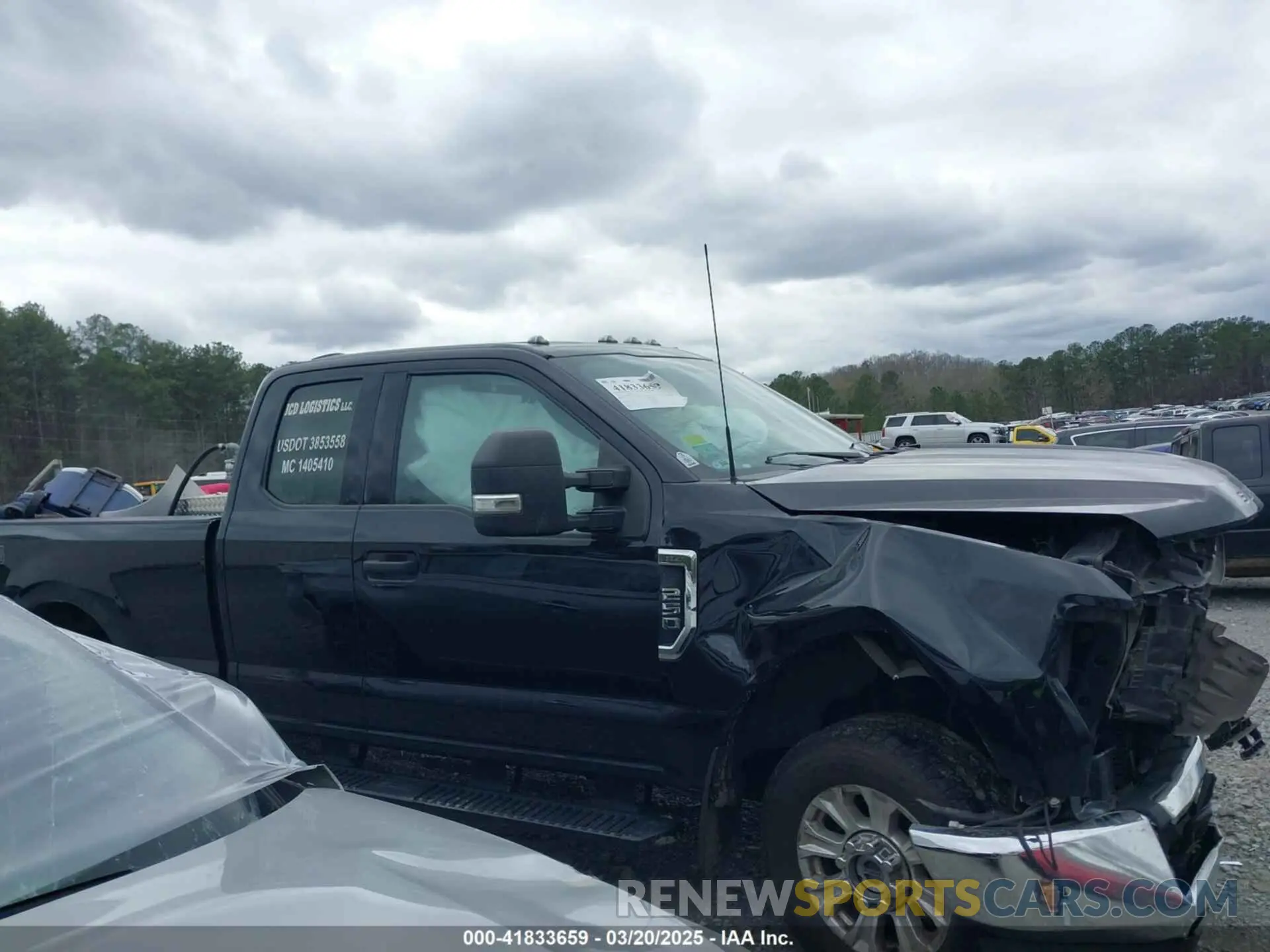 13 Photograph of a damaged car 1FT7X2B68NEE11440 FORD F-250 2022