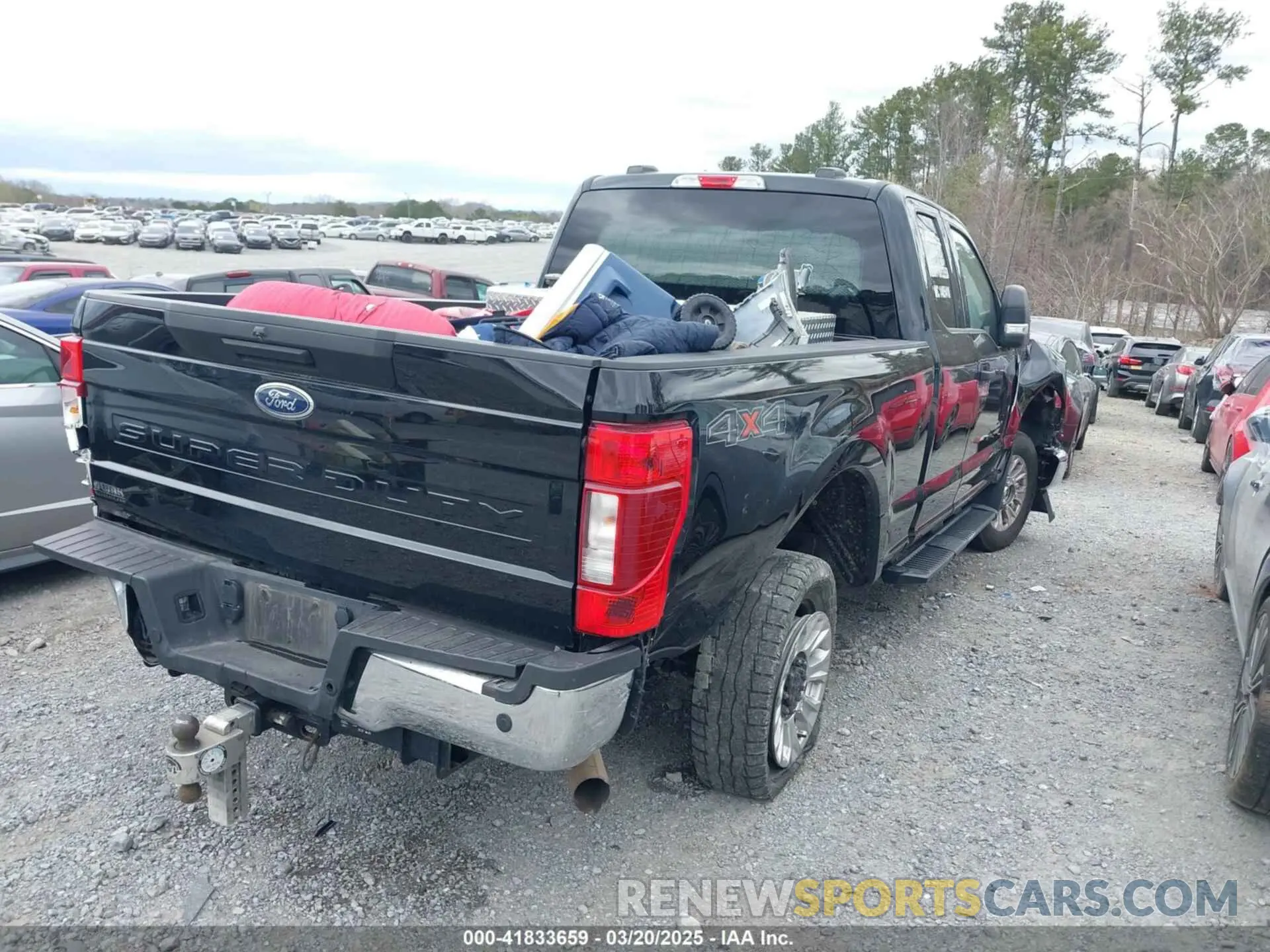 4 Photograph of a damaged car 1FT7X2B68NEE11440 FORD F-250 2022