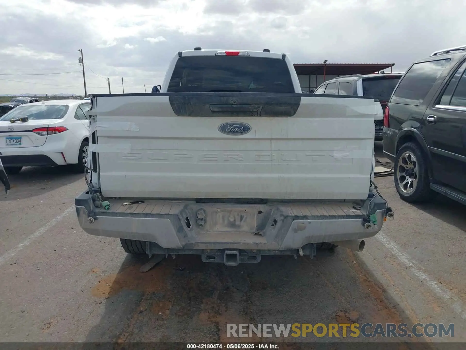 16 Photograph of a damaged car 1FT7X2B6XNED56764 FORD F-250 2022