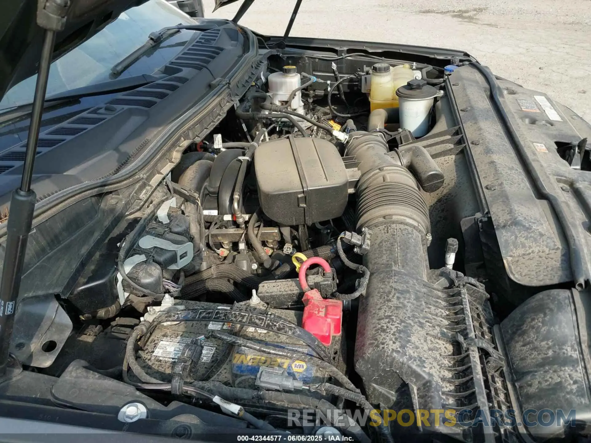19 Photograph of a damaged car 1FT7X2BN0NED55131 FORD F-250 2022