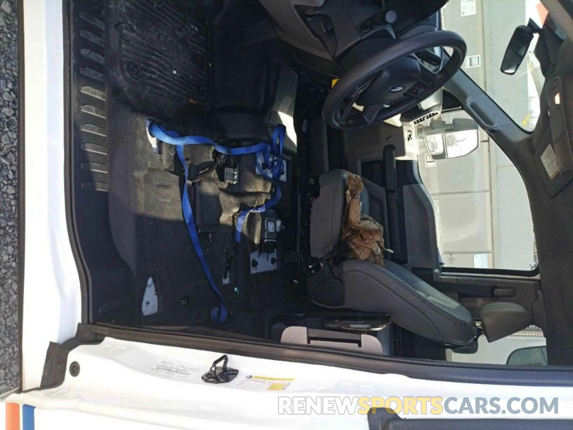11 Photograph of a damaged car 1FT7X2BT2NEE43242 FORD F-250 2022