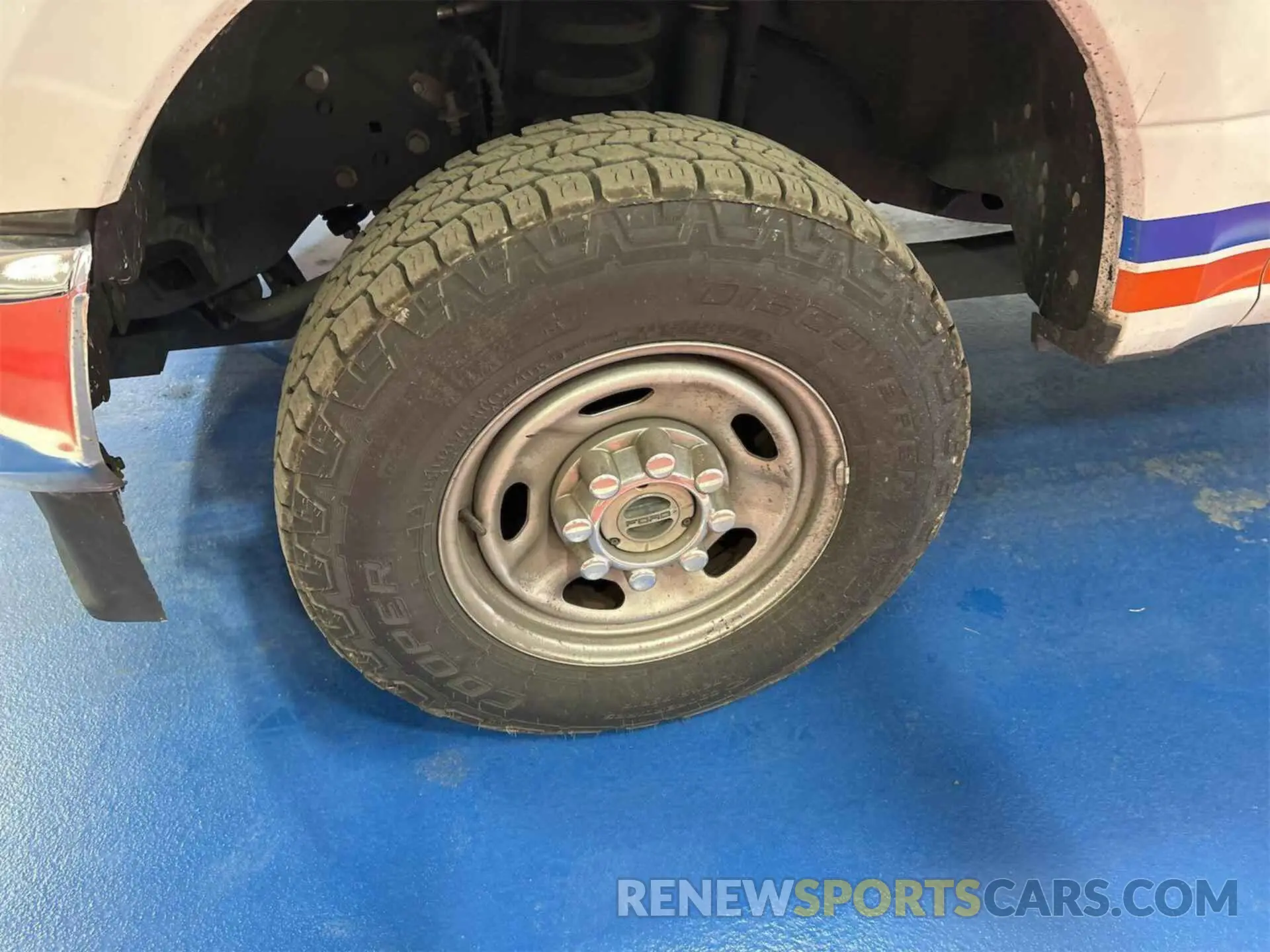 19 Photograph of a damaged car 1FT7X2BT2NEE43242 FORD F-250 2022