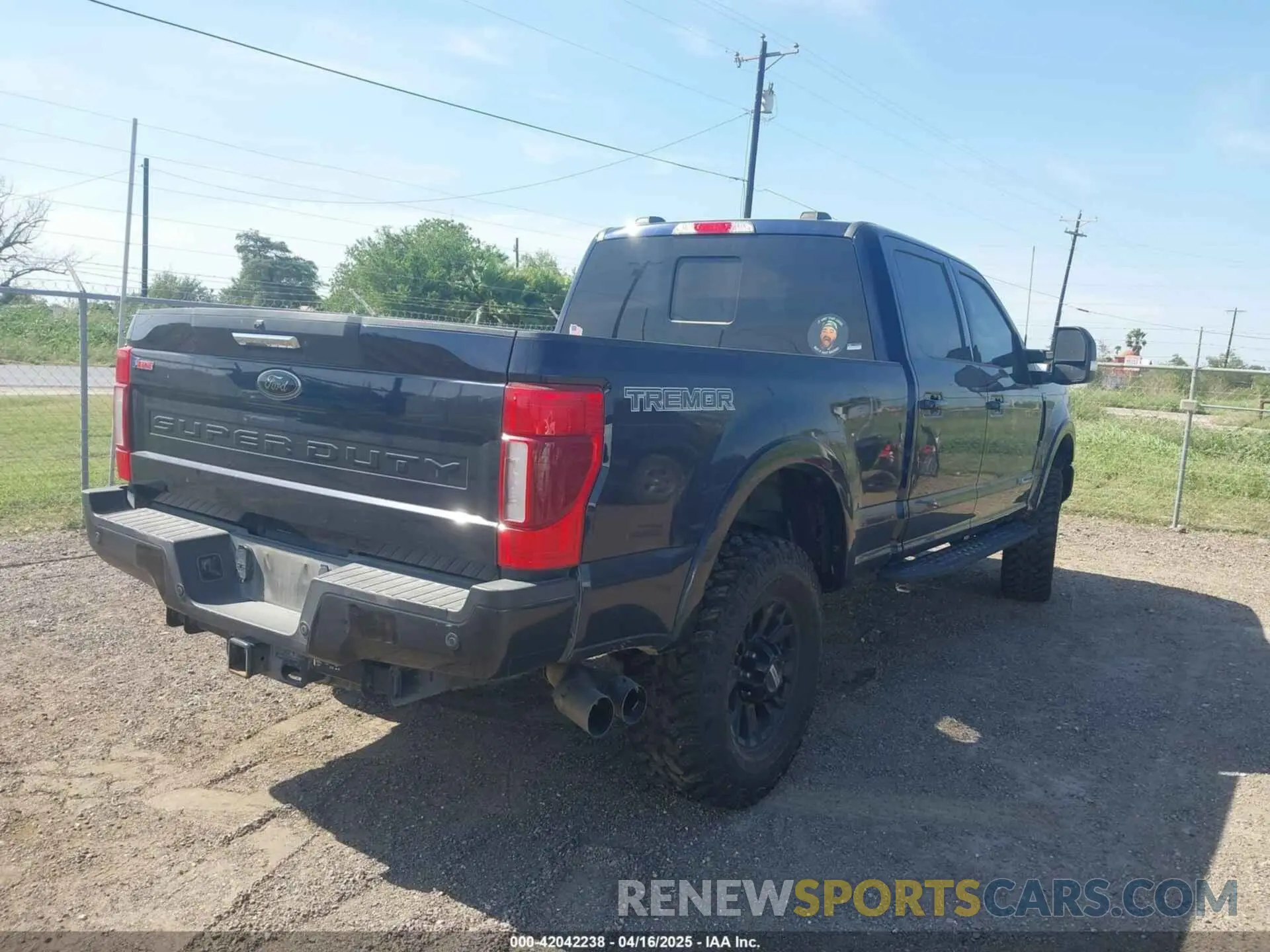 3 Photograph of a damaged car 1FT8W2BT2NEF24930 FORD F-250 2022