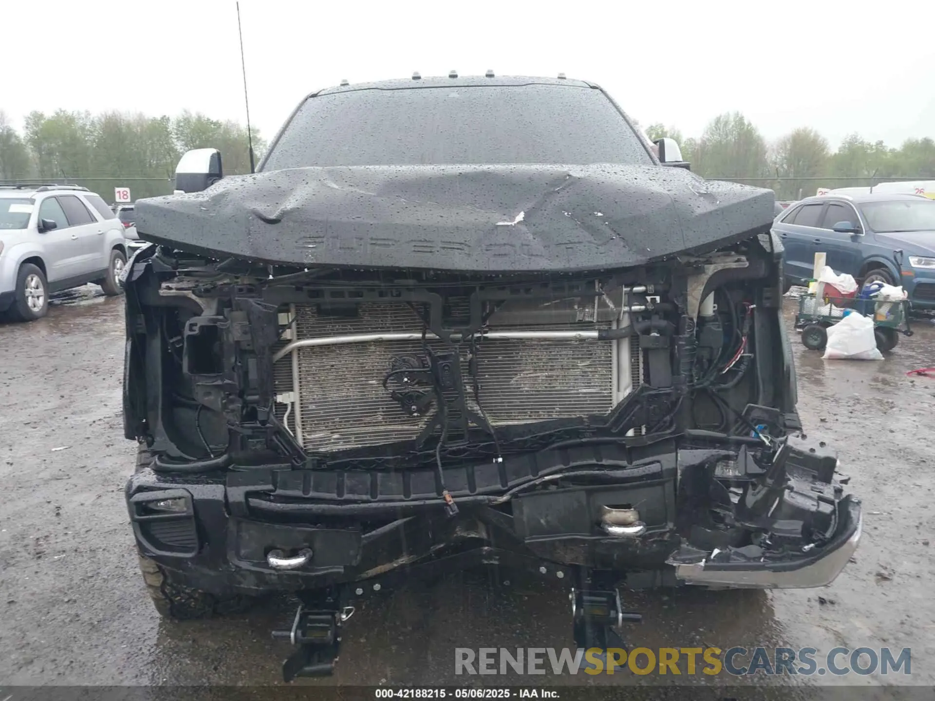 11 Photograph of a damaged car 1FT8W2BT3NED24543 FORD F-250 2022