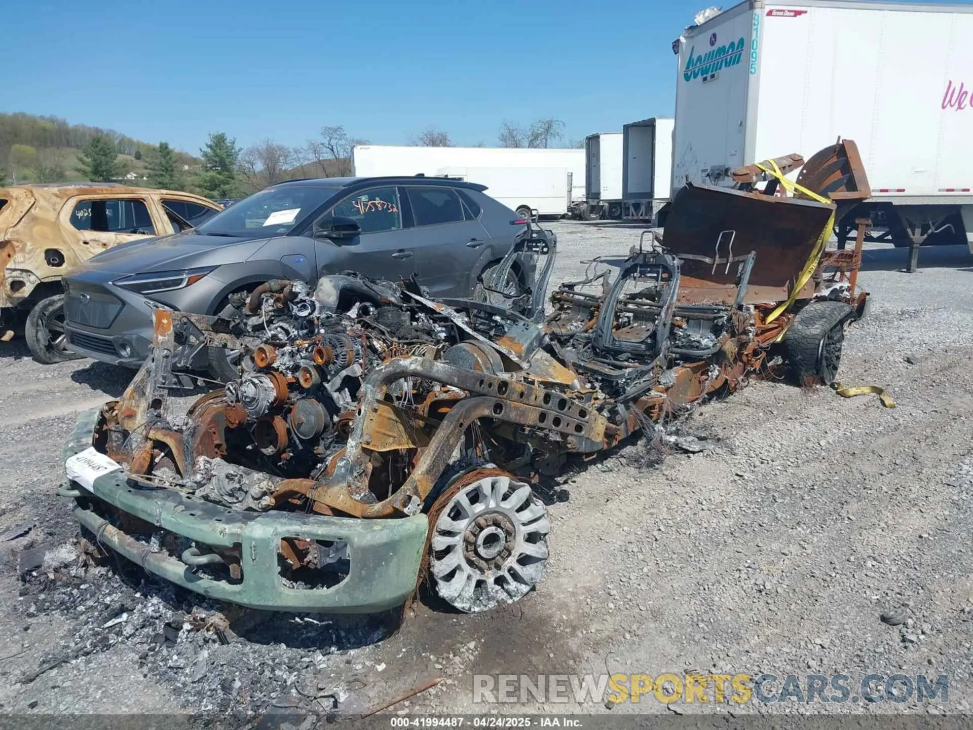 2 Photograph of a damaged car 1FT8W2BT7NEC42721 FORD F-250 2022