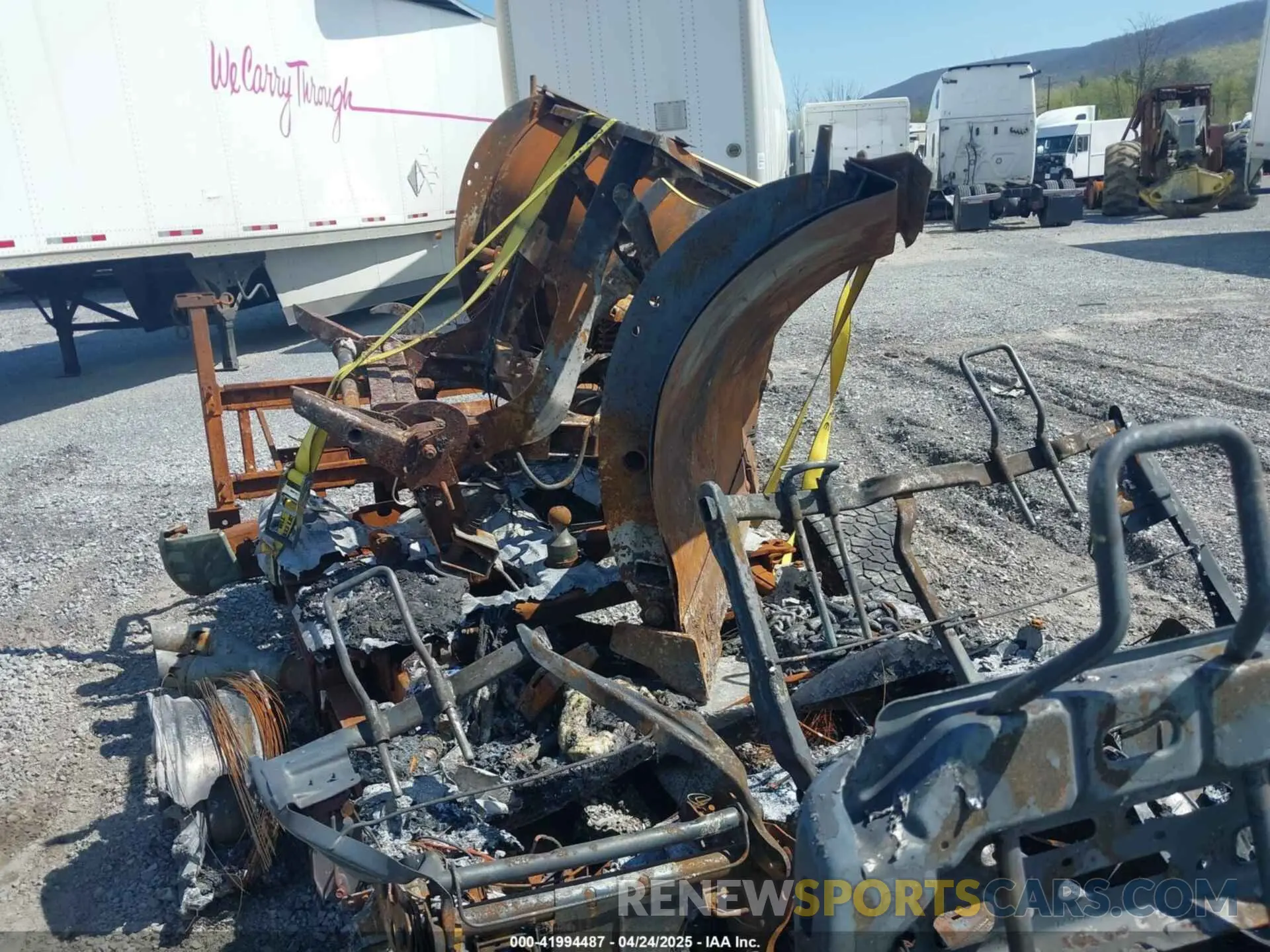 7 Photograph of a damaged car 1FT8W2BT7NEC42721 FORD F-250 2022