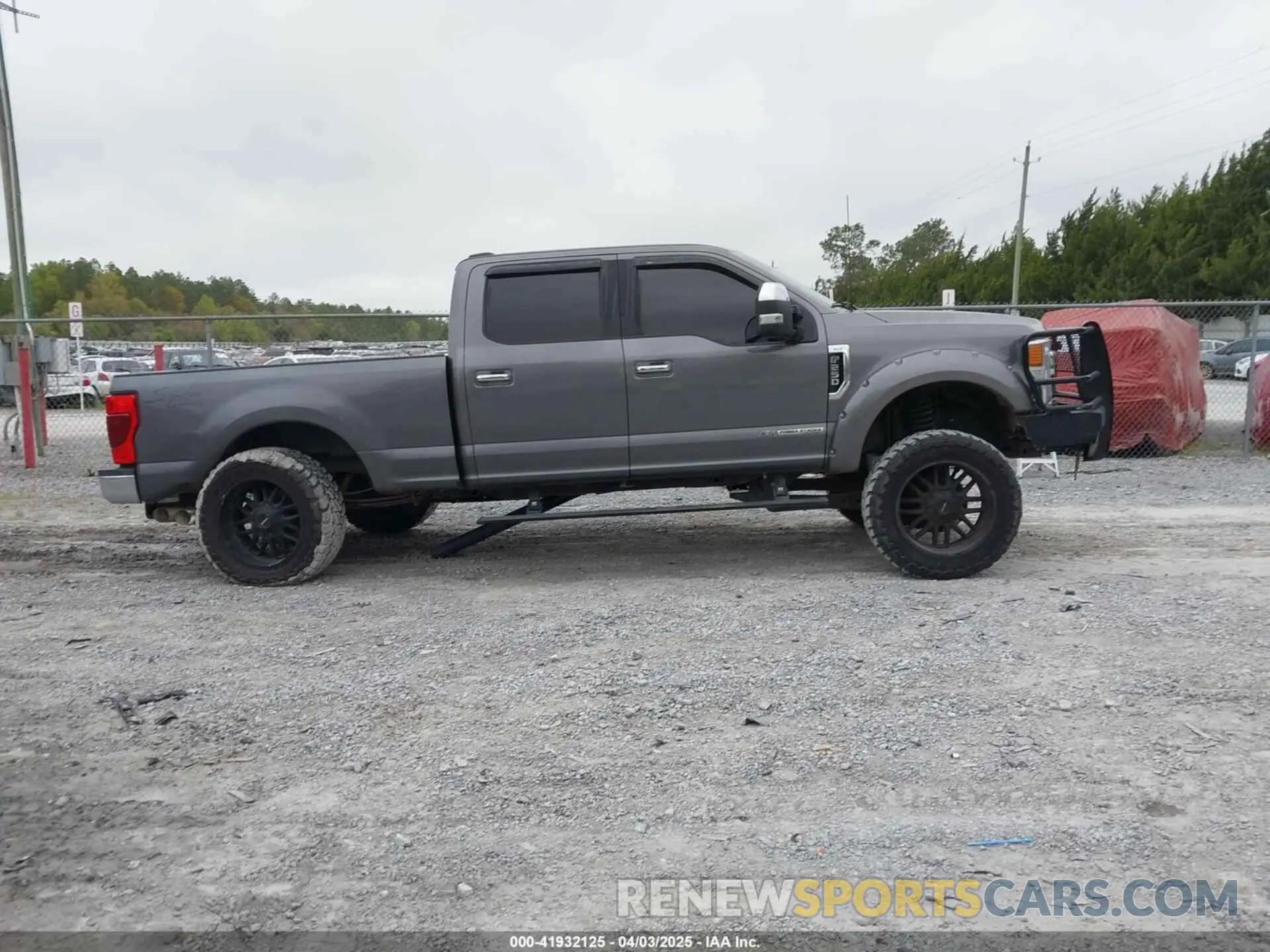 14 Photograph of a damaged car 1FT8W2BT7NEC48485 FORD F-250 2022