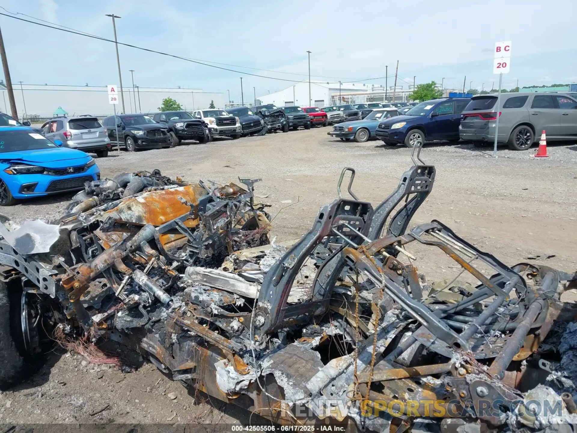 5 Photograph of a damaged car 1FT8W2BTXNEF21600 FORD F-250 2022