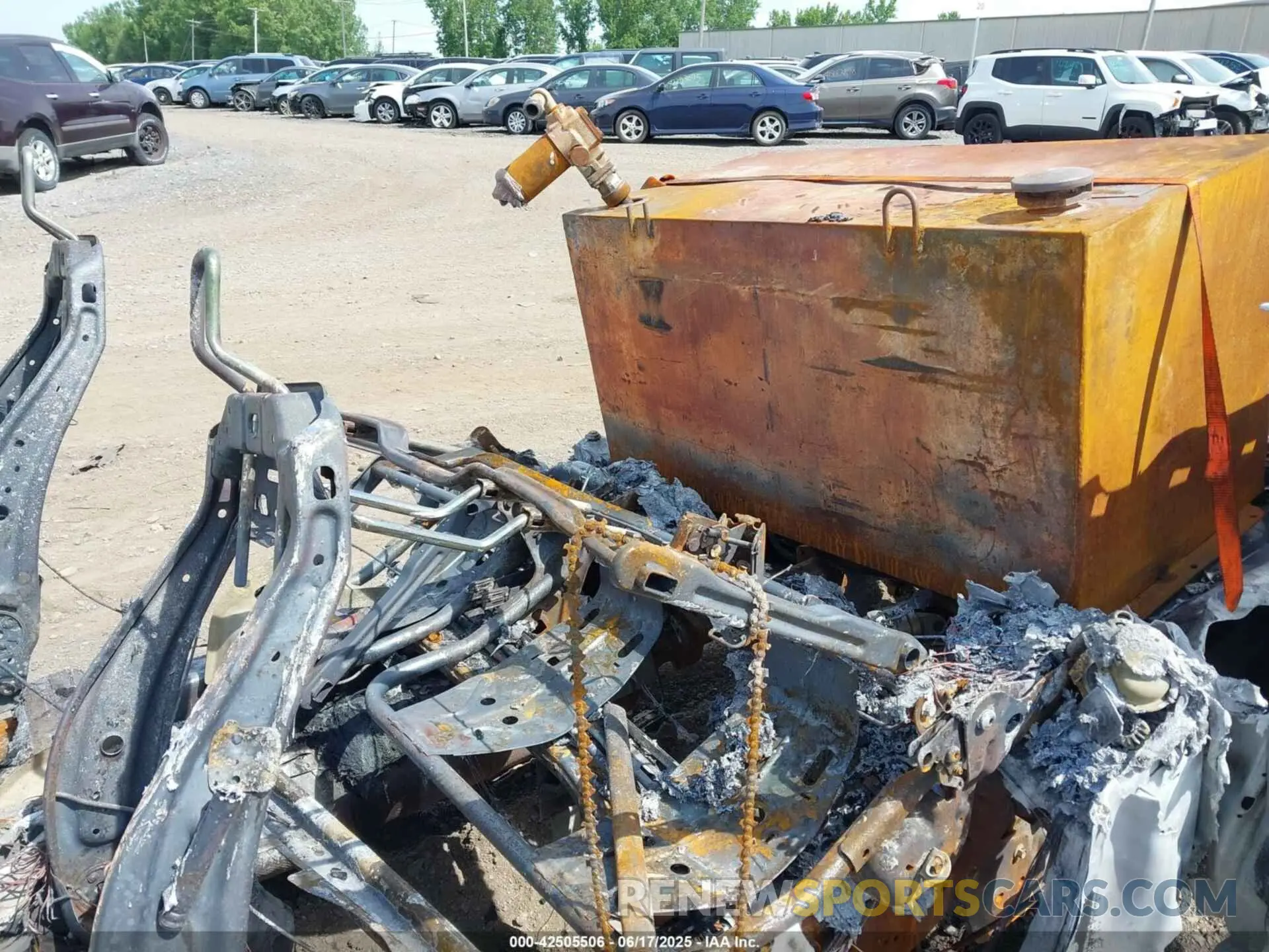 7 Photograph of a damaged car 1FT8W2BTXNEF21600 FORD F-250 2022