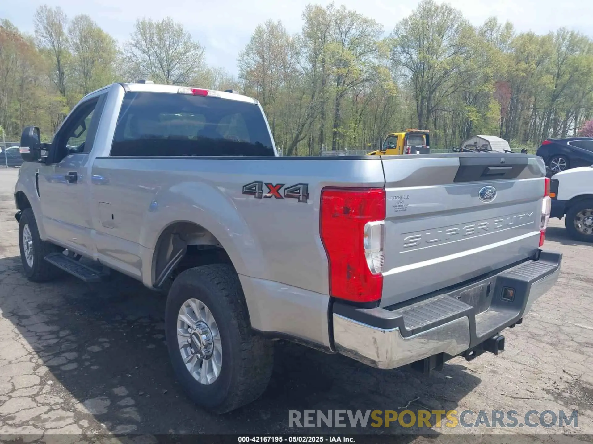 3 Photograph of a damaged car 1FTBF2B66NEG29082 FORD F-250 2022