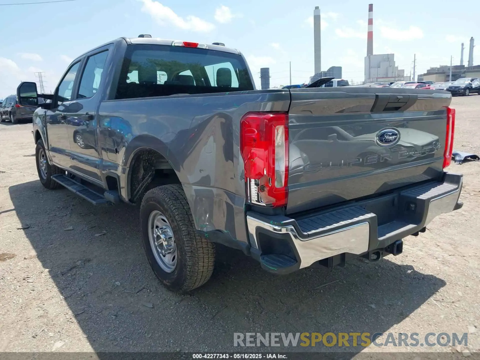 3 Photograph of a damaged car 1FT7W2AA9PEE21227 FORD F-250 2023