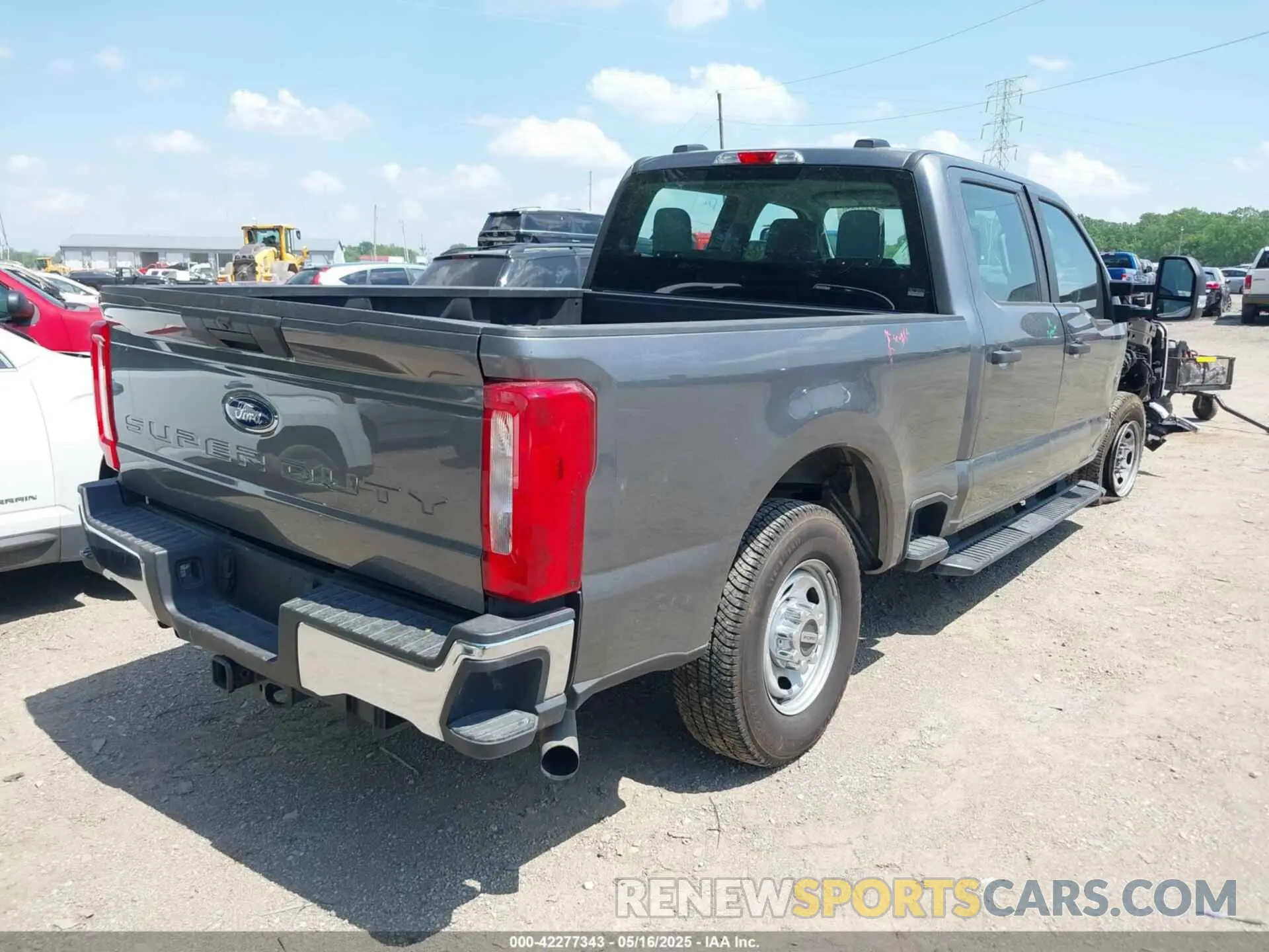 4 Photograph of a damaged car 1FT7W2AA9PEE21227 FORD F-250 2023