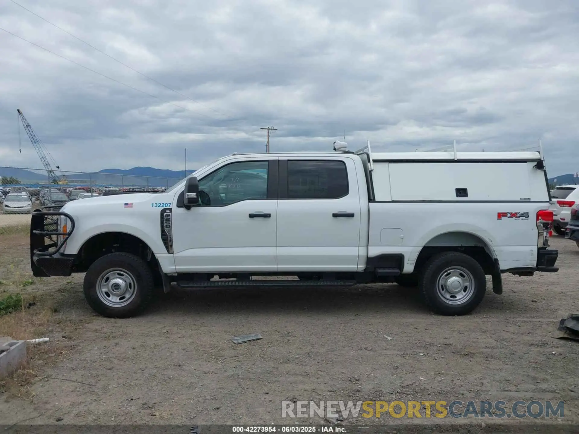 14 Photograph of a damaged car 1FT7W2BA8PEC09403 FORD F-250 2023