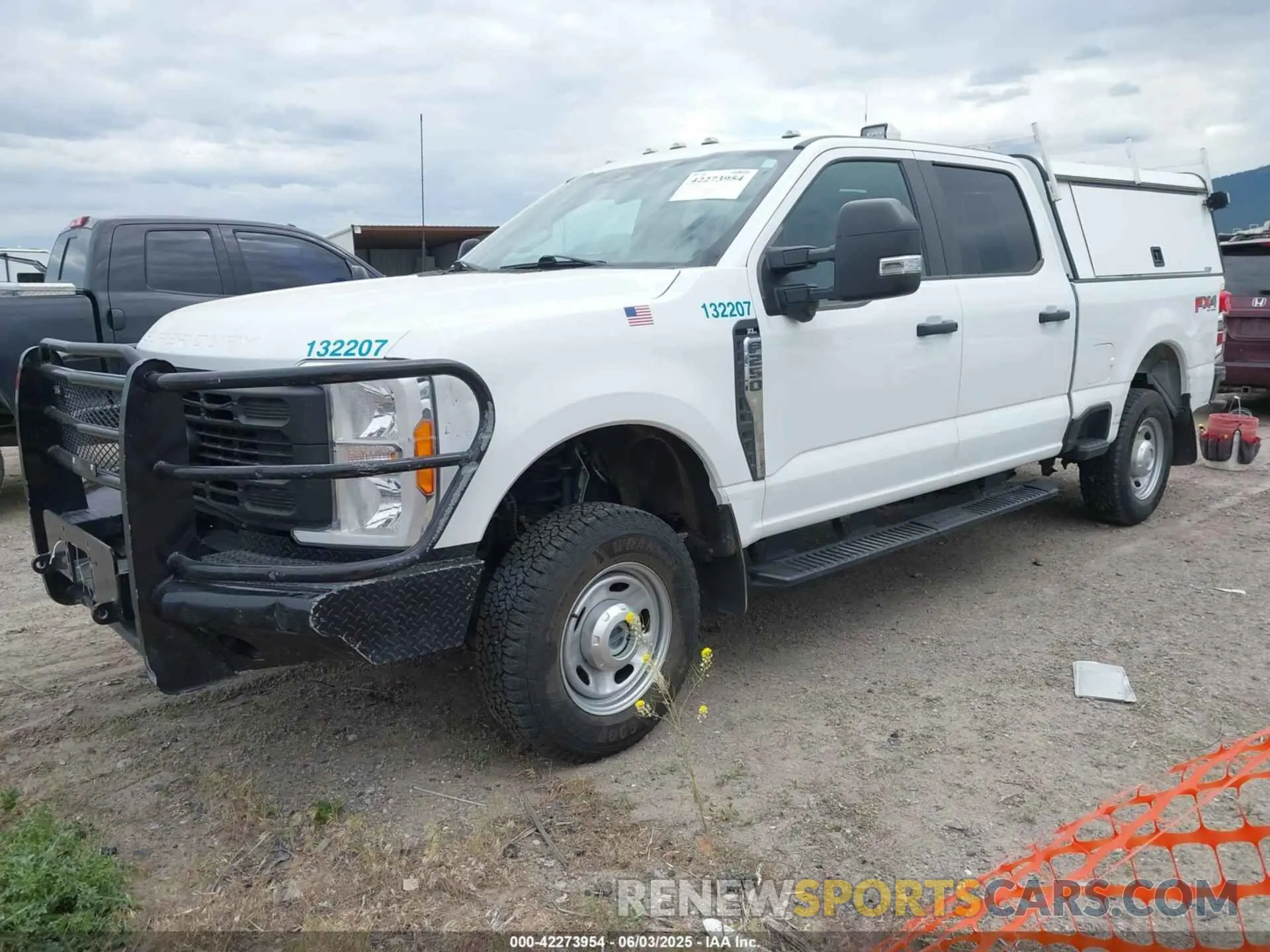 2 Photograph of a damaged car 1FT7W2BA8PEC09403 FORD F-250 2023
