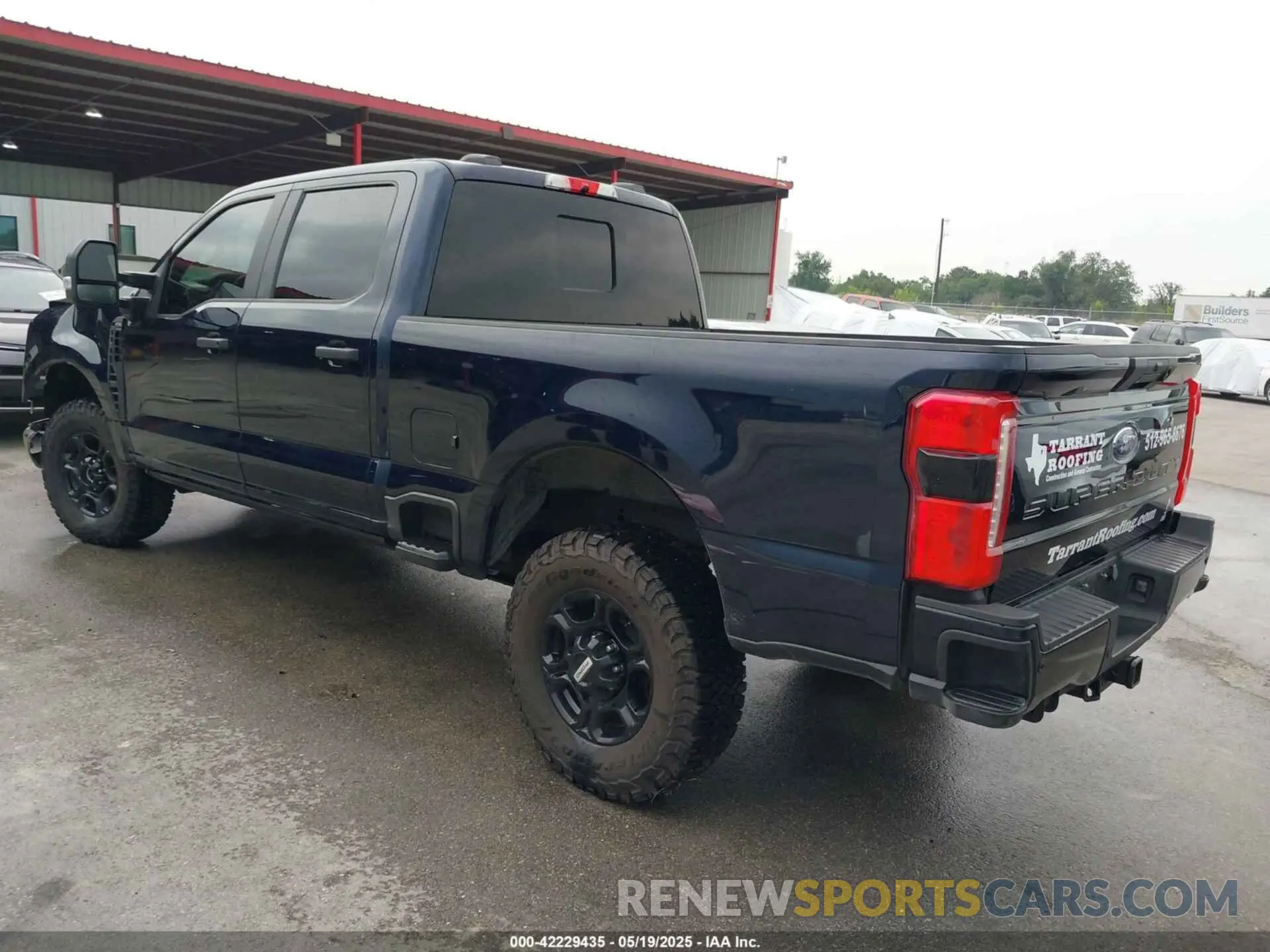 3 Photograph of a damaged car 1FT8W2BA4PED15755 FORD F-250 2023