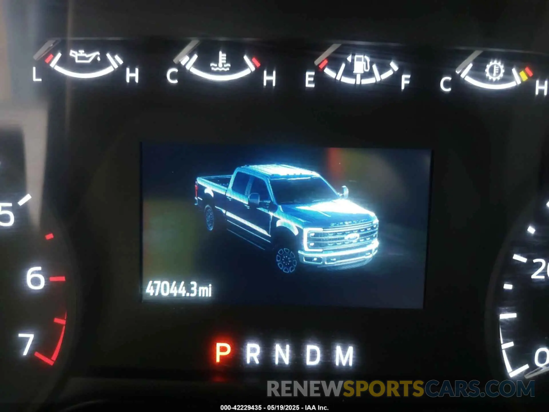 5 Photograph of a damaged car 1FT8W2BA4PED15755 FORD F-250 2023